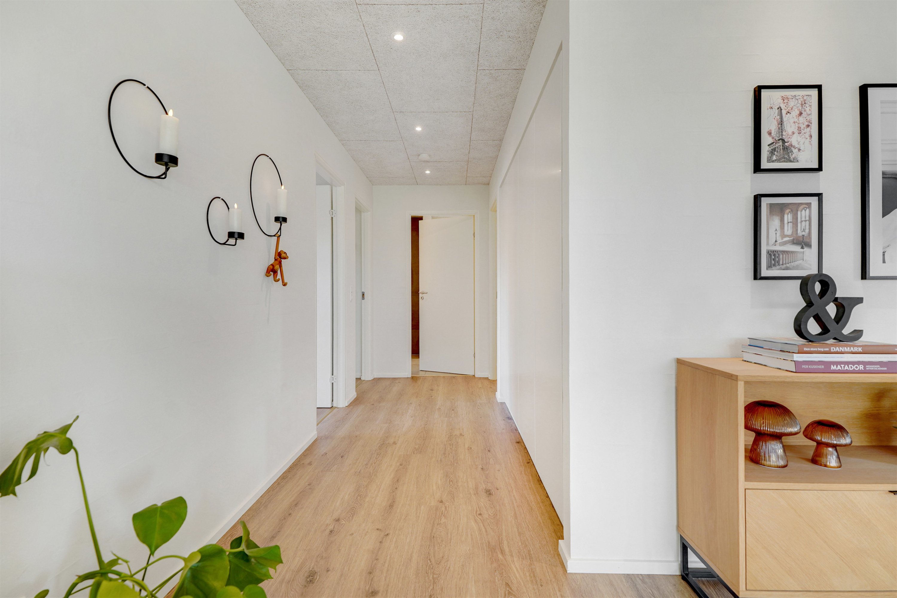 Fremhævet stue billede i fuldskærmstilstand. Billede af Mariehønen 15, 7190 Billund