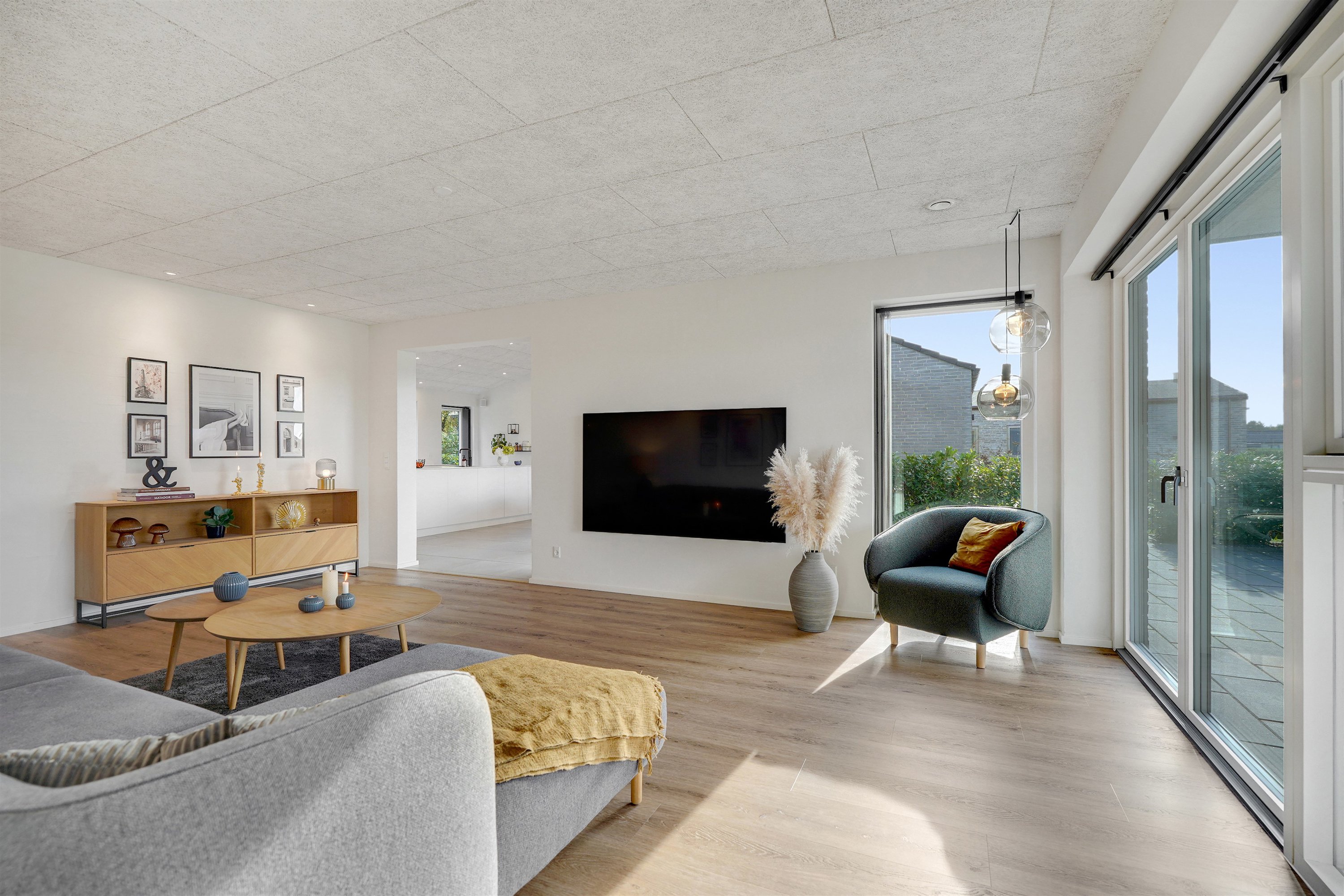 Fremhævet stue billede i fuldskærmstilstand. Billede af Mariehønen 15, 7190 Billund