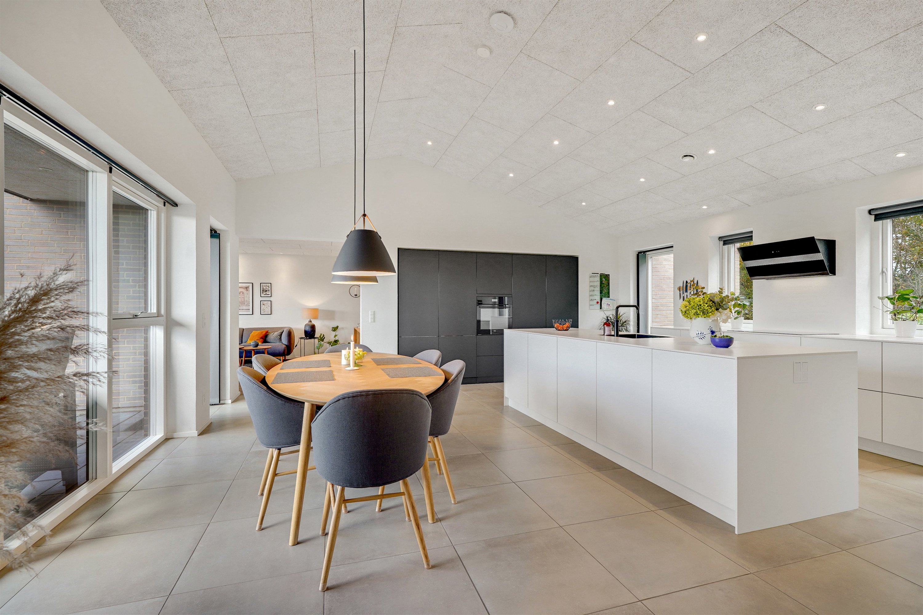 Fremhævet alrum billede i fuldskærmstilstand. Billede af Mariehønen 15, 7190 Billund