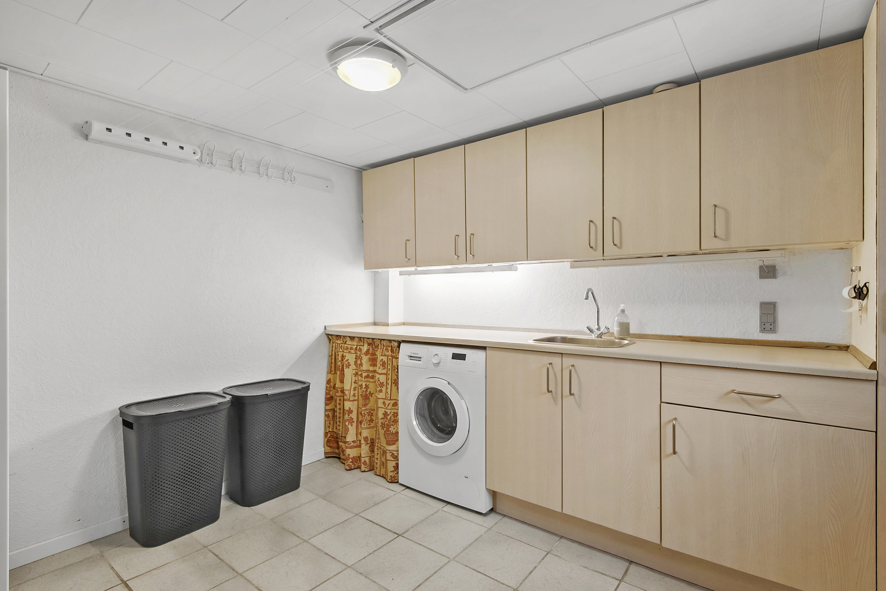 Fremhævet område billede i fuldskærmstilstand. Billede af Varpelev Bygade 25, Varpelev, 4652 Hårlev