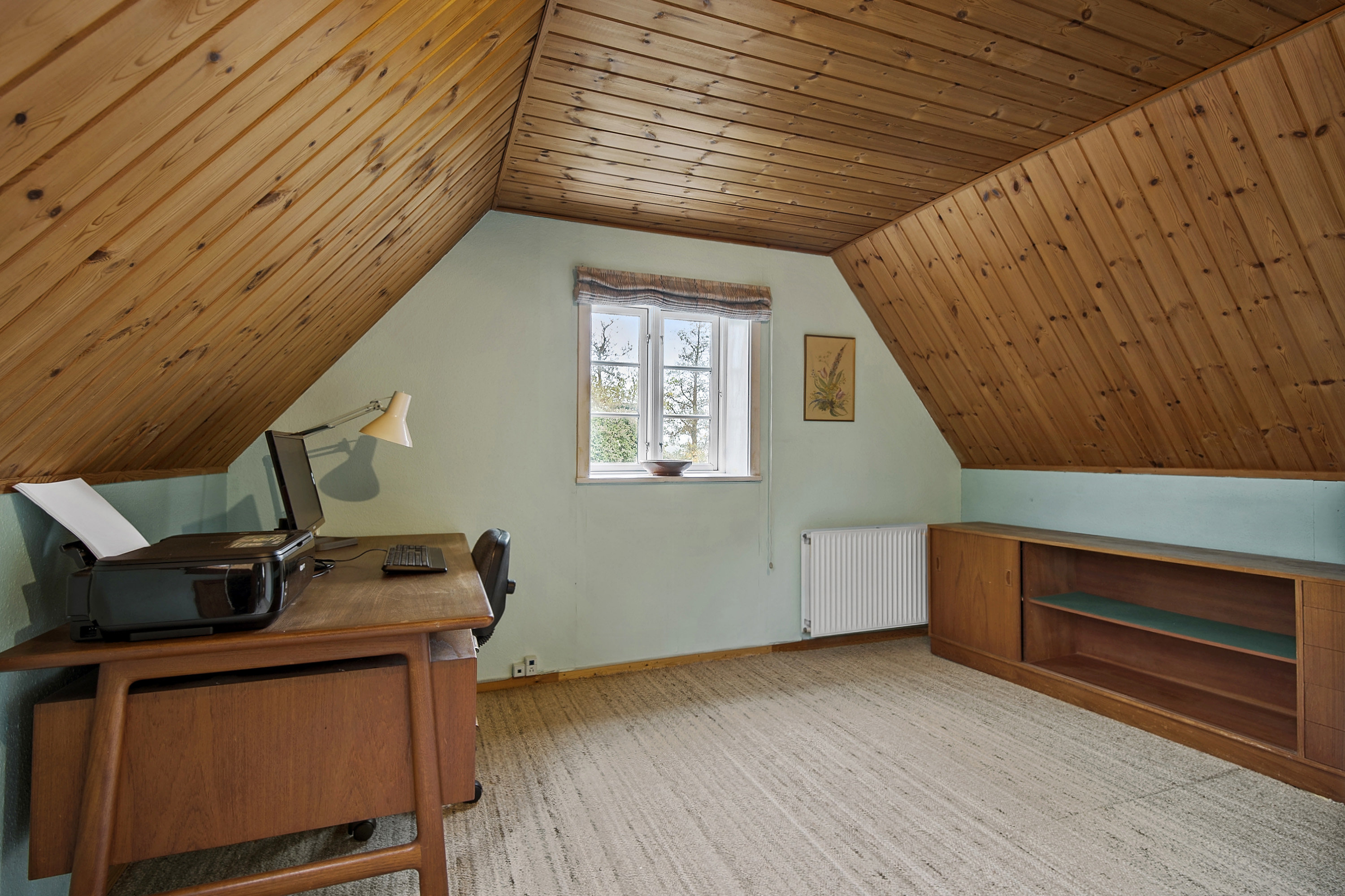 Fremhævet stue billede i fuldskærmstilstand. Billede af Varpelev Bygade 25, Varpelev, 4652 Hårlev