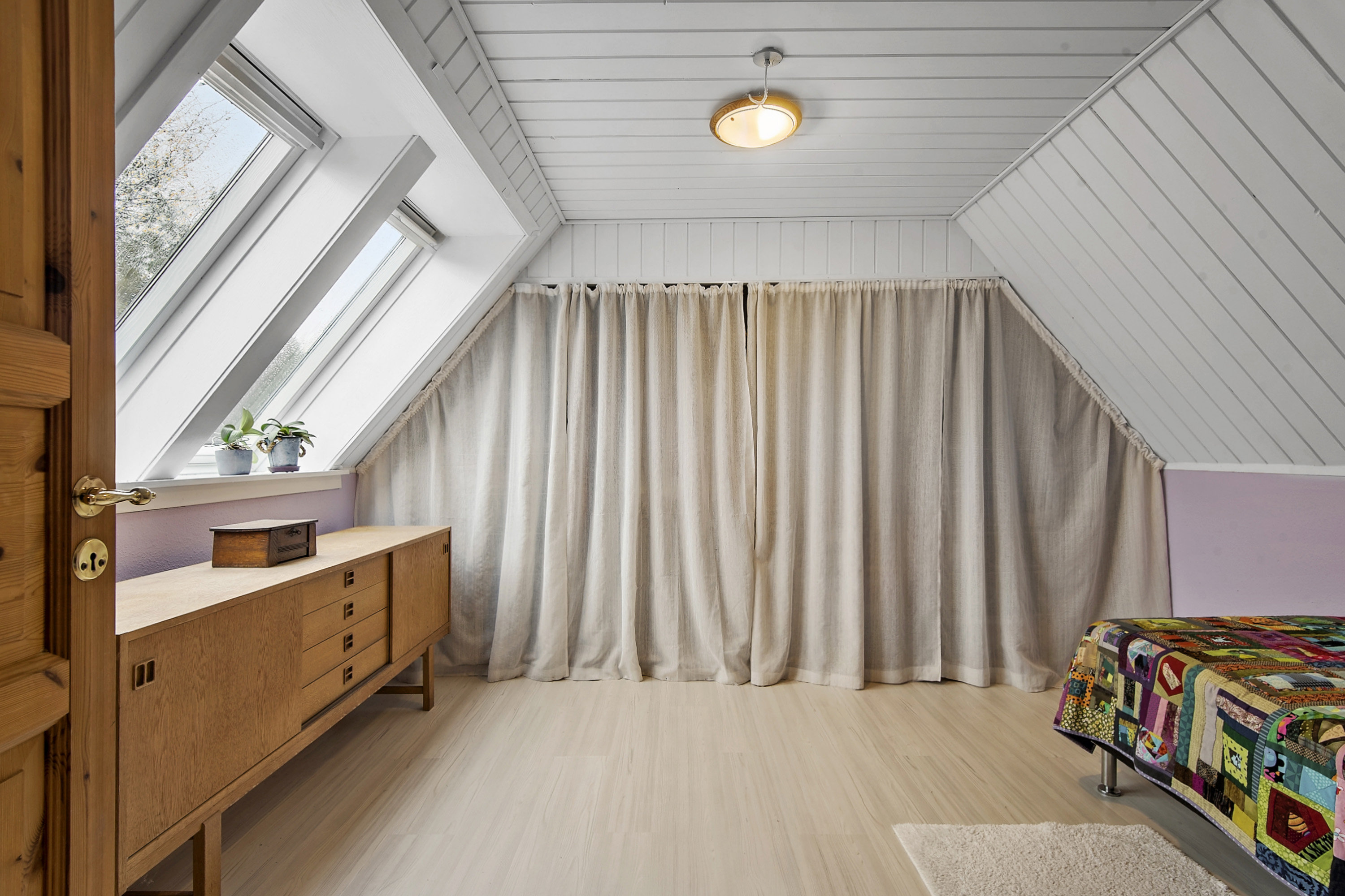 Fremhævet område billede i fuldskærmstilstand. Billede af Varpelev Bygade 25, Varpelev, 4652 Hårlev