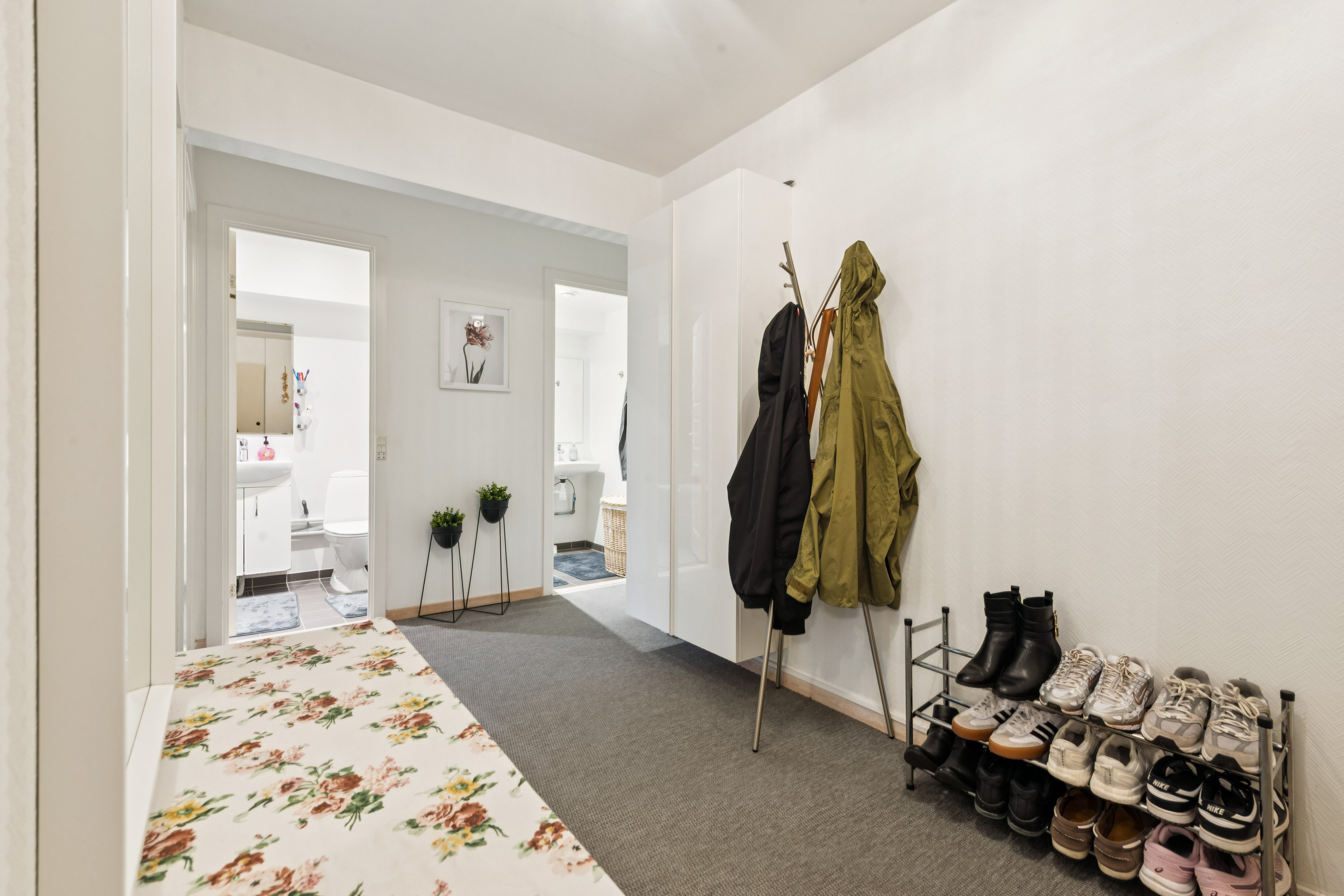 Fremhævet entré billede i fuldskærmstilstand. Billede af Saksen D 2, 2. 3., Høje Taastrup, 2630 Taastrup