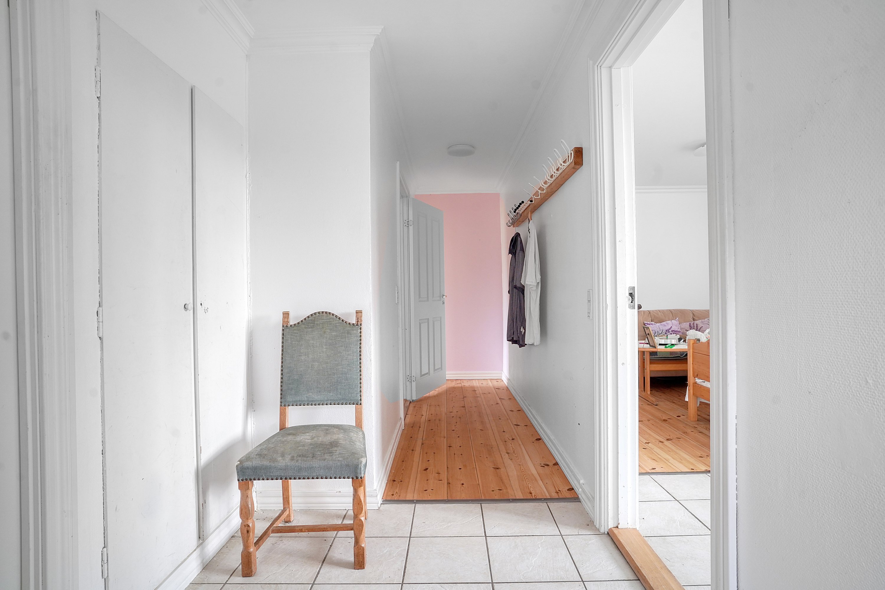 Fremhævet entré billede i fuldskærmstilstand. Billede af Kongevejen 70, 3000 Helsingør