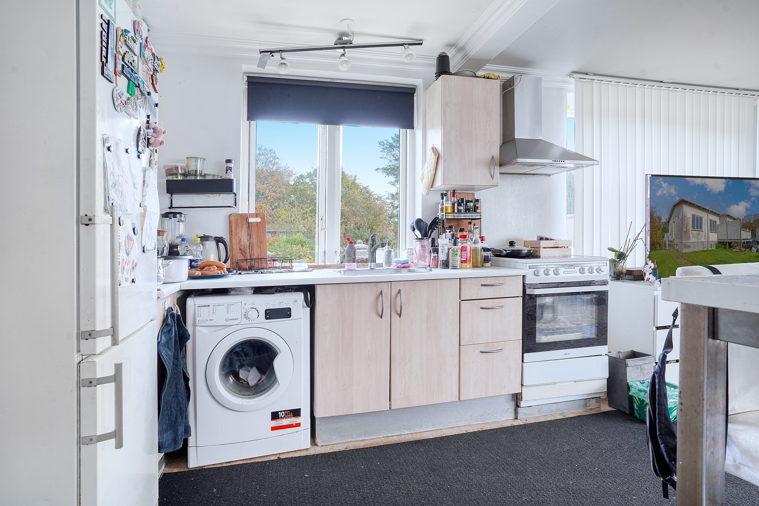 Fremhævet køkken billede i fuldskærmstilstand. Billede af Kongevejen 70, 3000 Helsingør