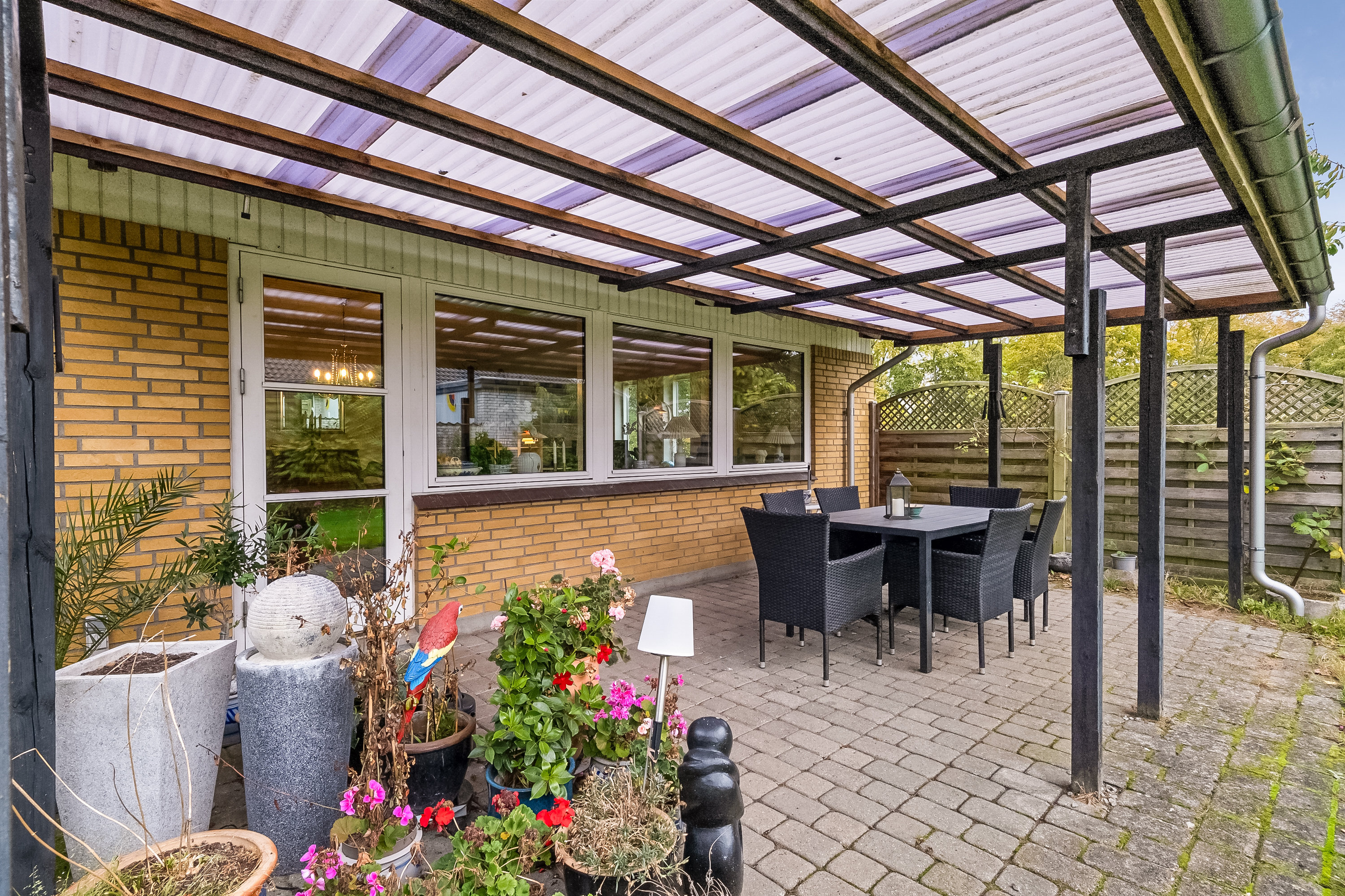 Miniaturebillede 1: overdækket terrasse. Billede af Hyldegårdsvej 35, Brylle, 5690 Tommerup