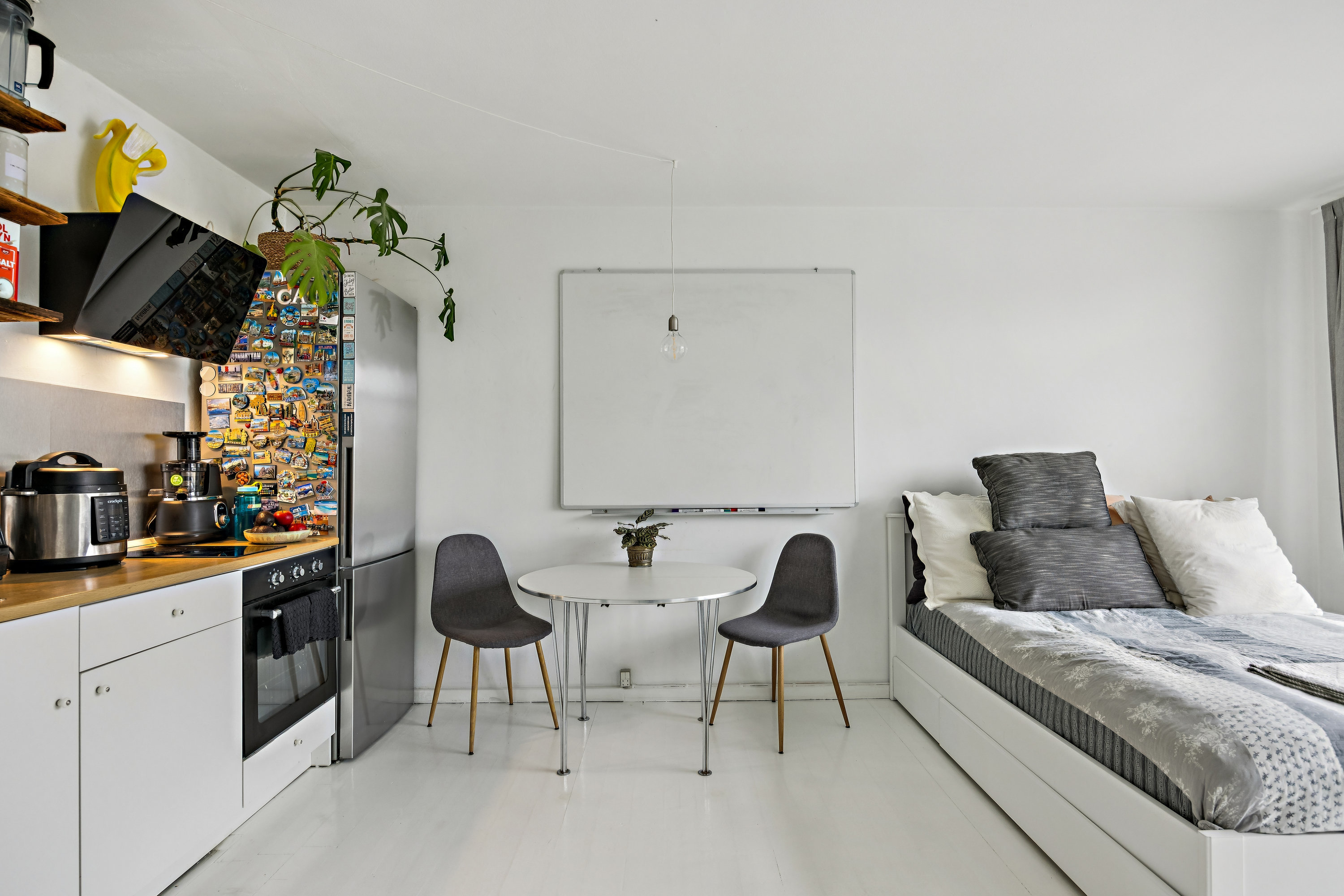 Fremhævet  billede i fuldskærmstilstand. Billede af Løvspringsvej 4A, 2. tv., 2920 Charlottenlund