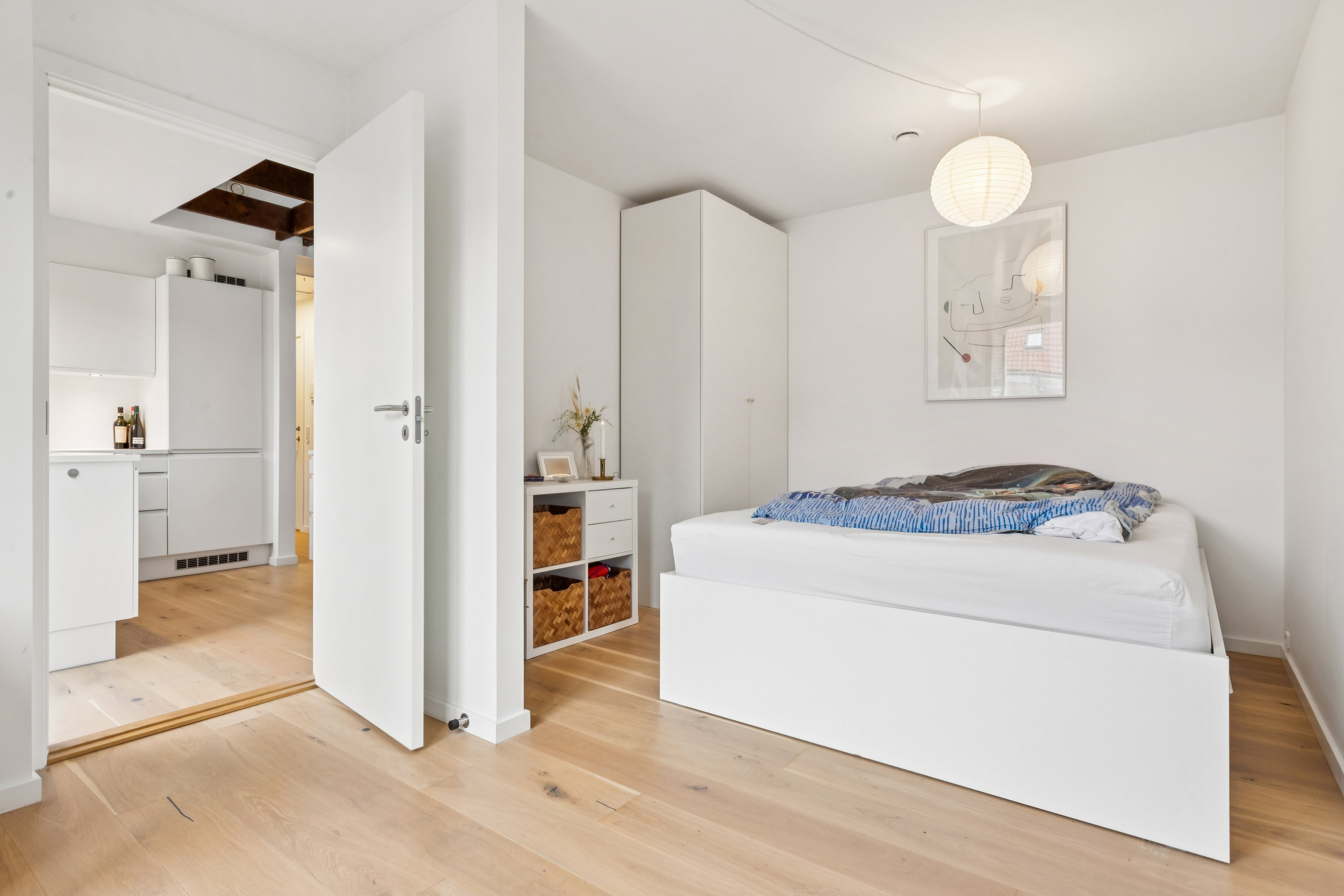 Fremhævet værelse billede i fuldskærmstilstand. Billede af Kongedybet 2, 5. tv., 2300 København S