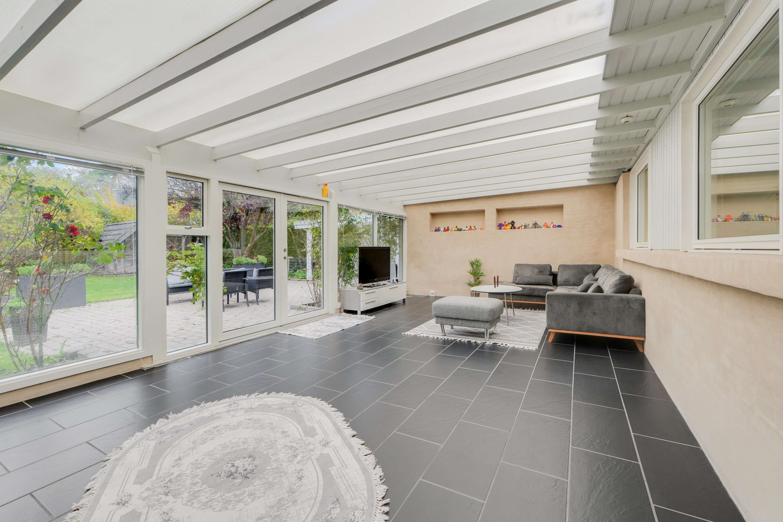 Fremhævet andet billede i fuldskærmstilstand. Billede af Høstbuen 1, 2750 Ballerup