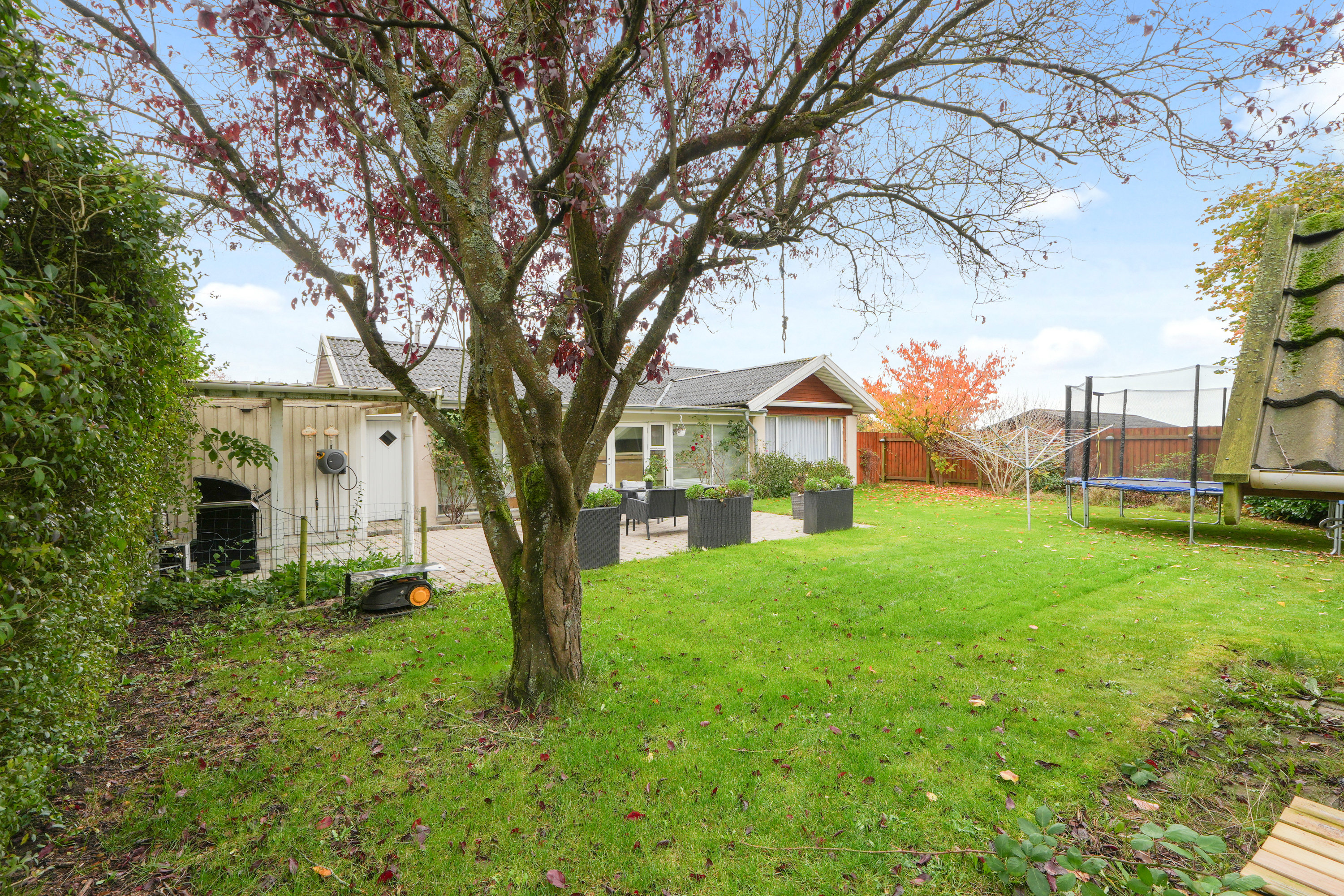 Fremhævet andet billede i fuldskærmstilstand. Billede af Høstbuen 1, 2750 Ballerup