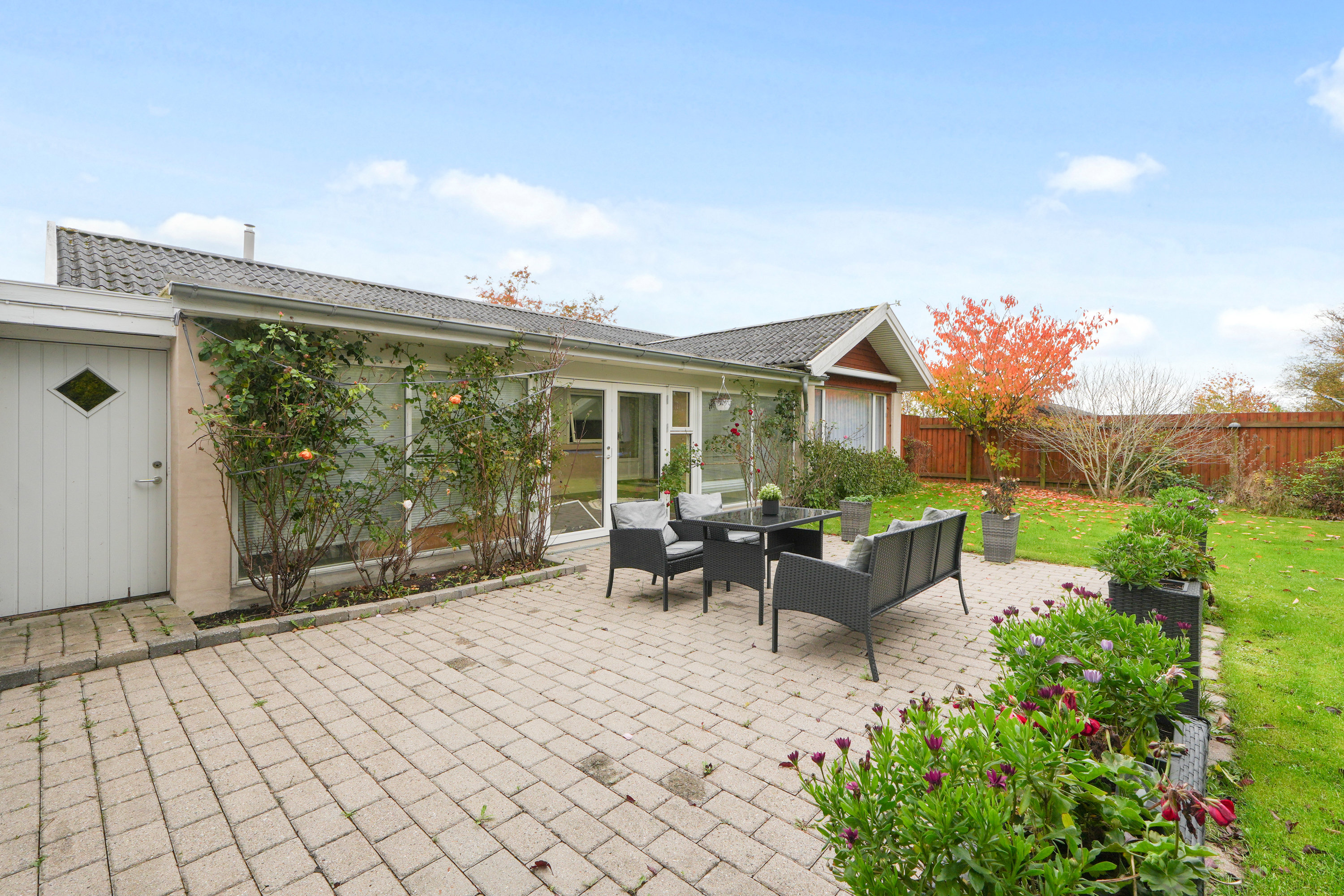 Fremhævet andet billede i fuldskærmstilstand. Billede af Høstbuen 1, 2750 Ballerup