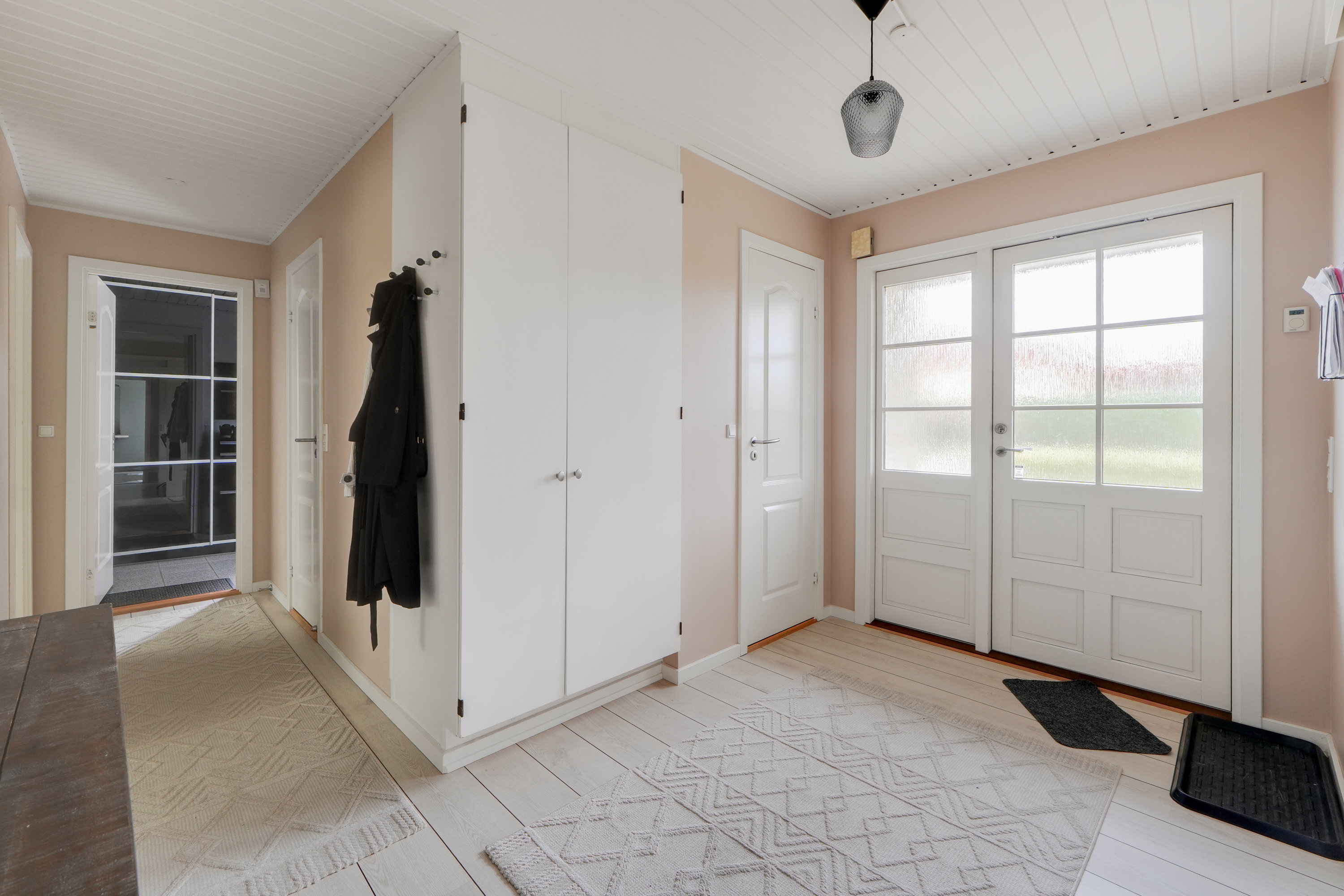 Fremhævet andet billede i fuldskærmstilstand. Billede af Høstbuen 1, 2750 Ballerup