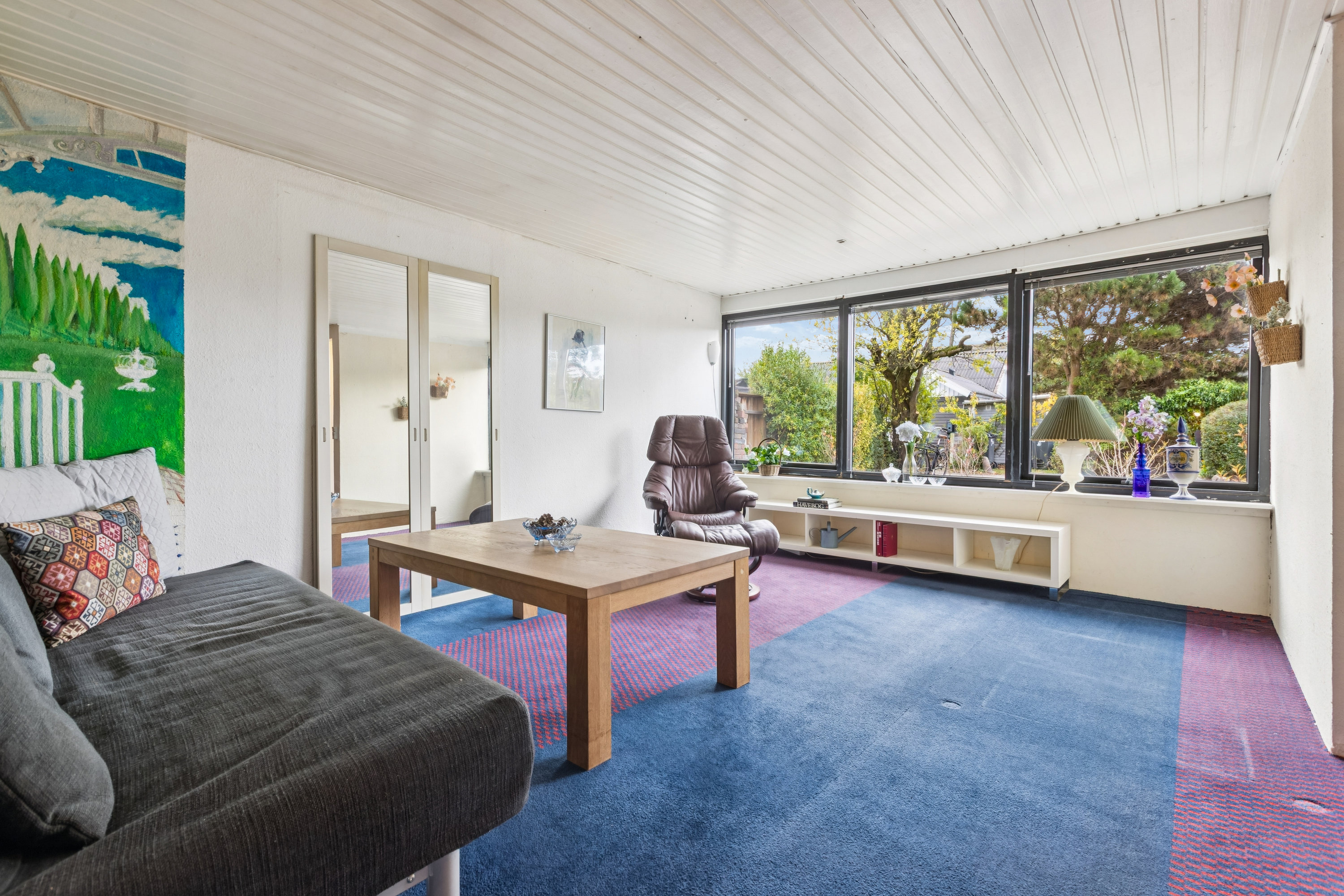 Fremhævet  billede i fuldskærmstilstand. Billede af Azaleagangen 1, 2300 København S