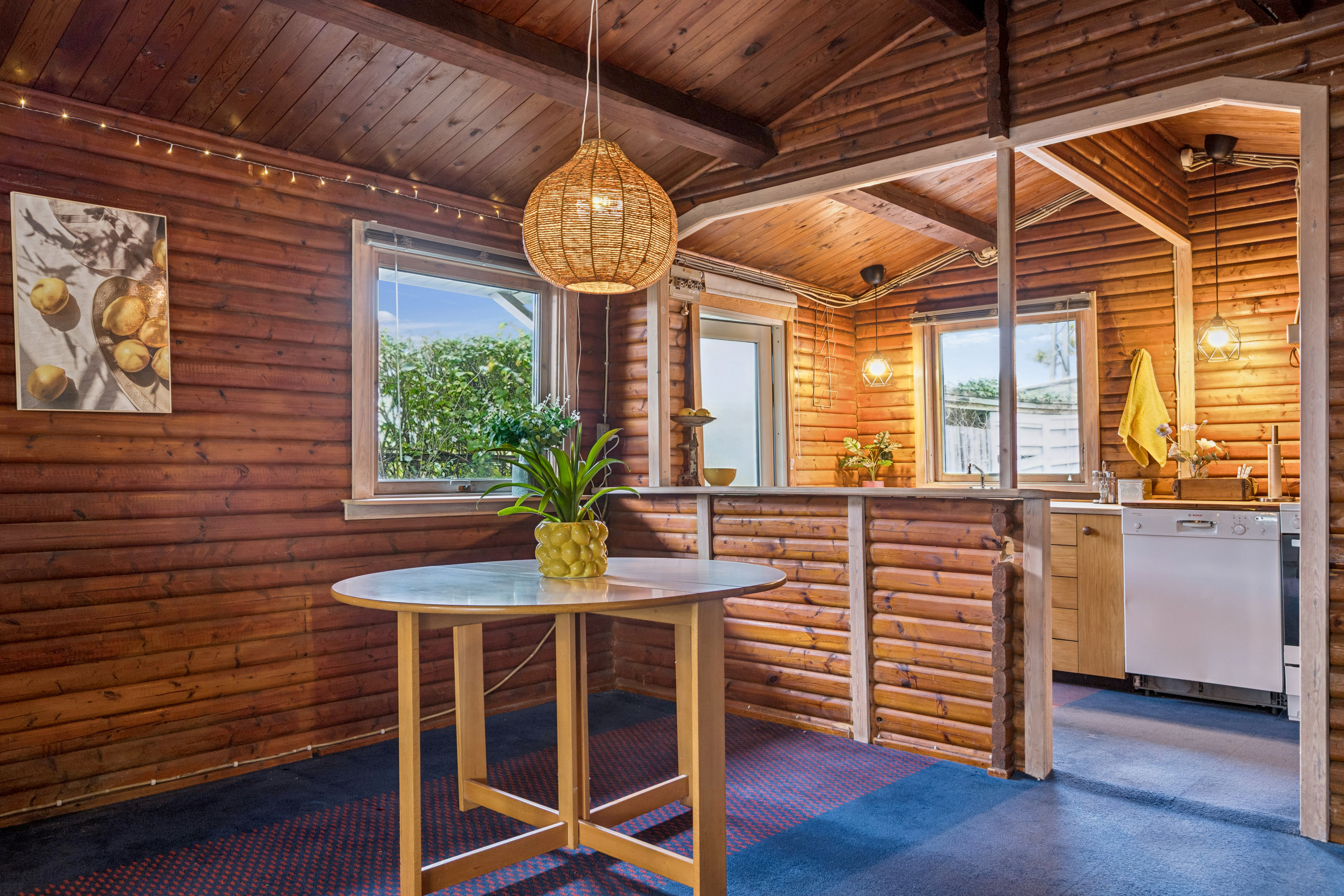 Fremhævet  billede i fuldskærmstilstand. Billede af Azaleagangen 1, 2300 København S