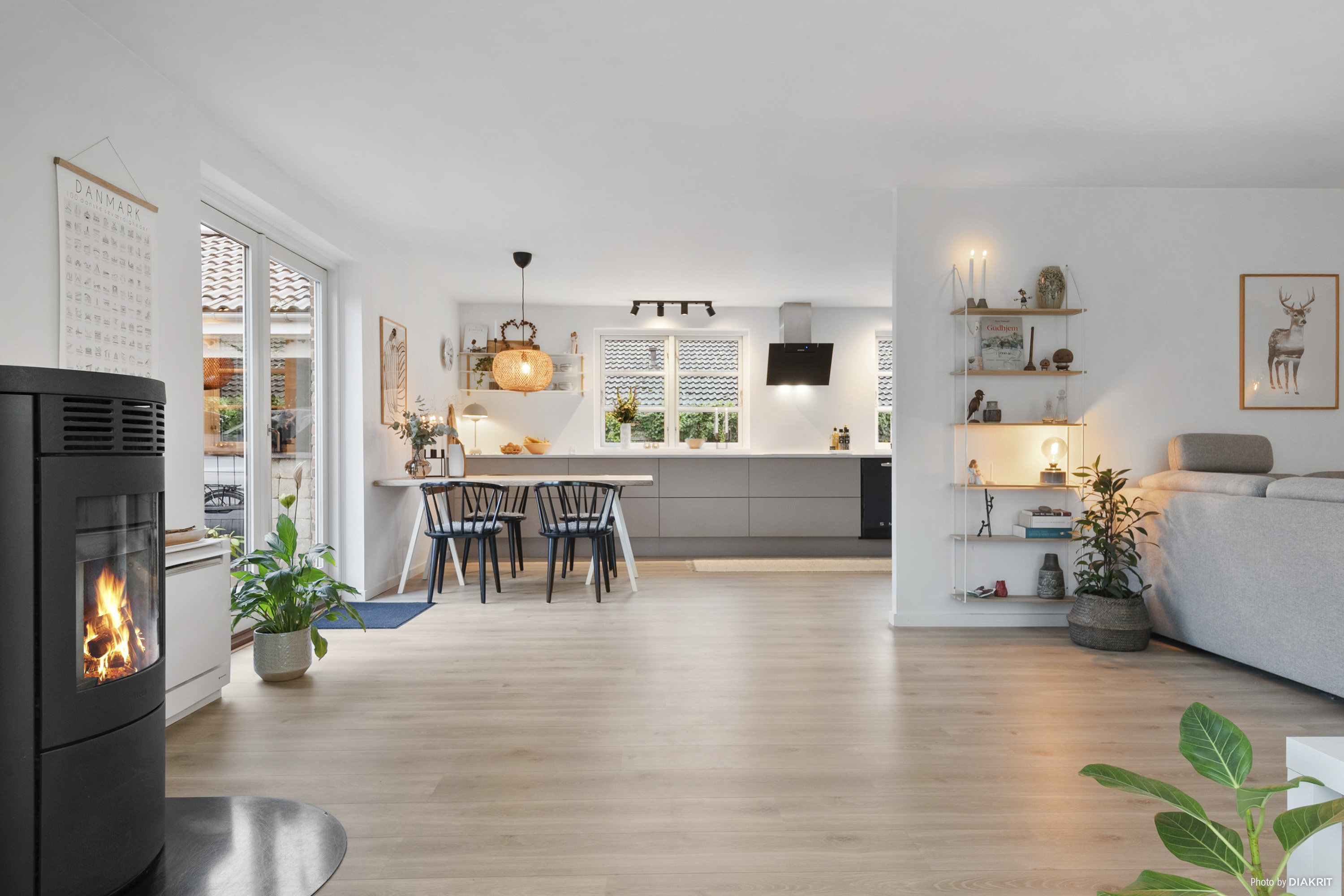 Fremhævet spisestue billede i fuldskærmstilstand. Billede af Lærkevænget 8, Ejby, 4623 Lille Skensved