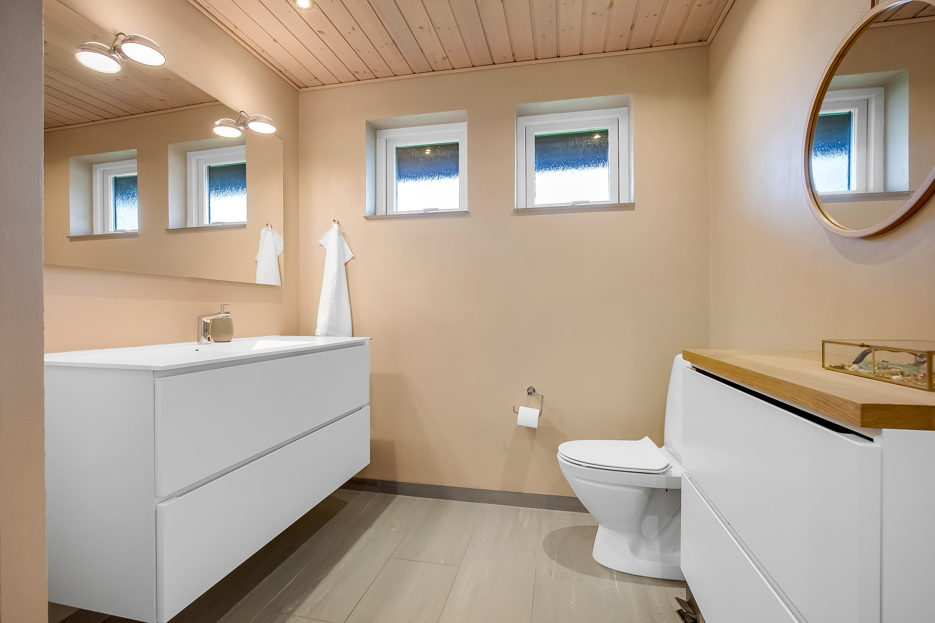 Fremhævet badeværelse billede i fuldskærmstilstand. Billede af Strandagervænget 15, Erritsø, 7000 Fredericia