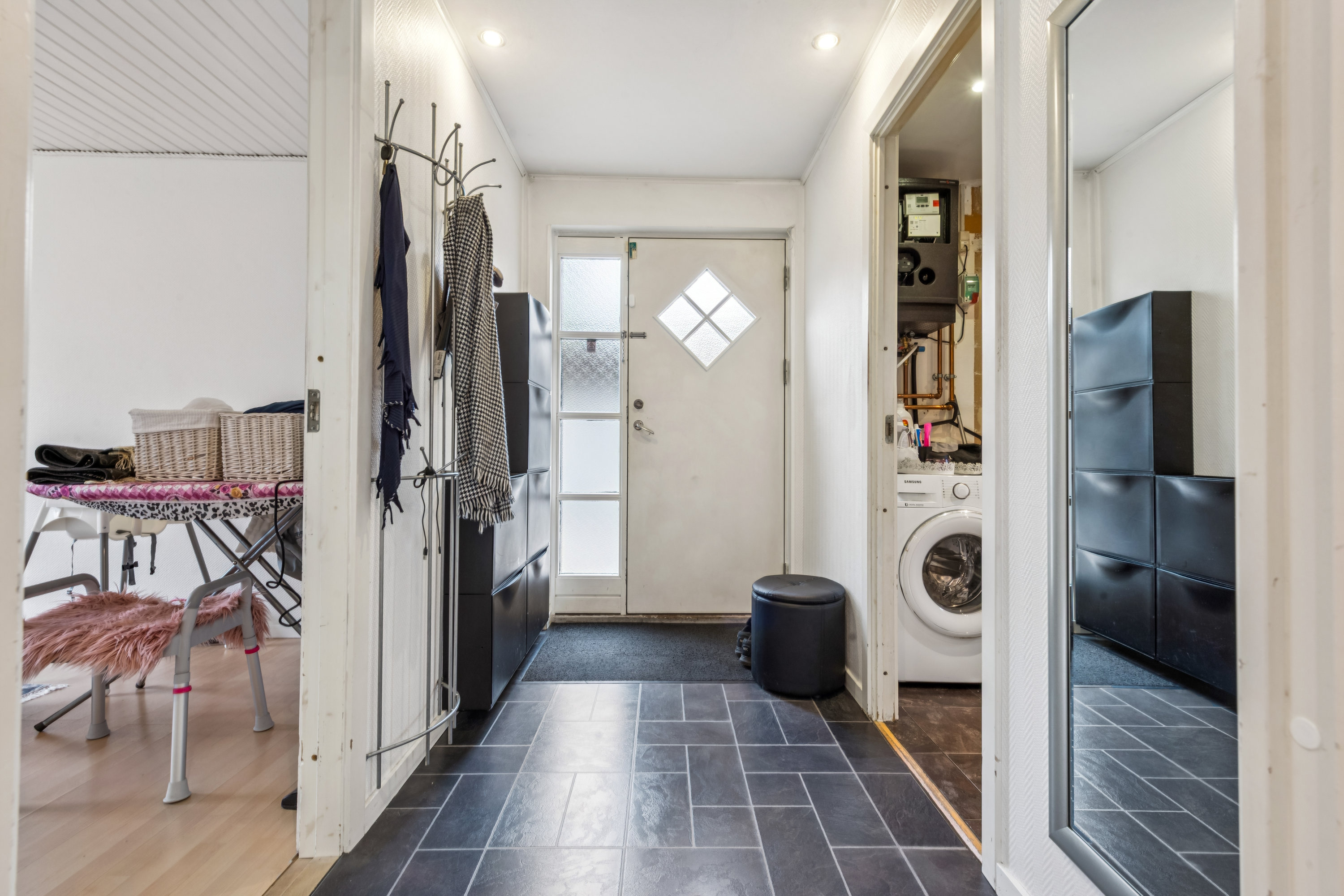 Fremhævet gang billede i fuldskærmstilstand. Billede af Rafteager 4, Baldersbrønde, 2640 Hedehusene