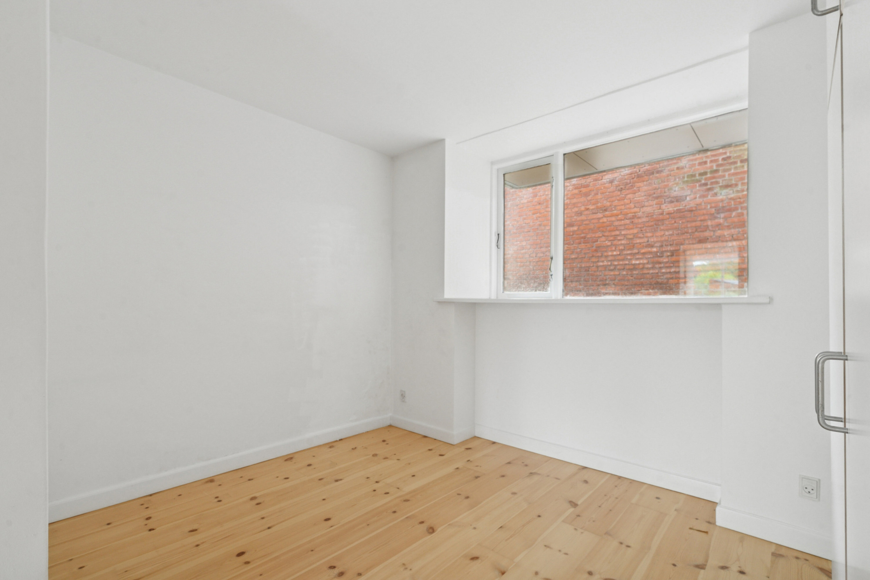 Fremhævet soveværelse billede i fuldskærmstilstand. Billede af Langelandsgade 201, kld.., 8200 Aarhus N