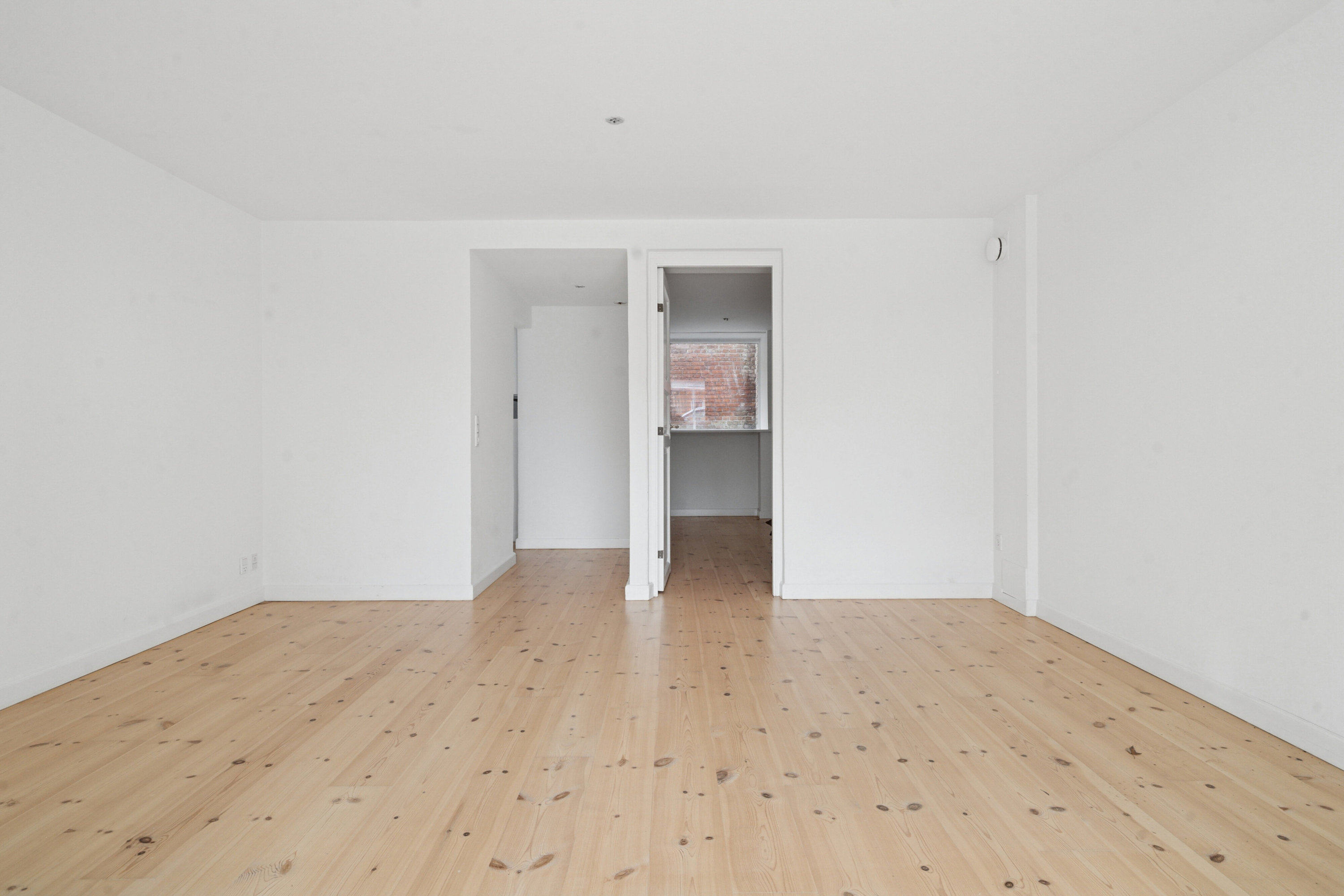 Fremhævet stue billede i fuldskærmstilstand. Billede af Langelandsgade 201, kld.., 8200 Aarhus N