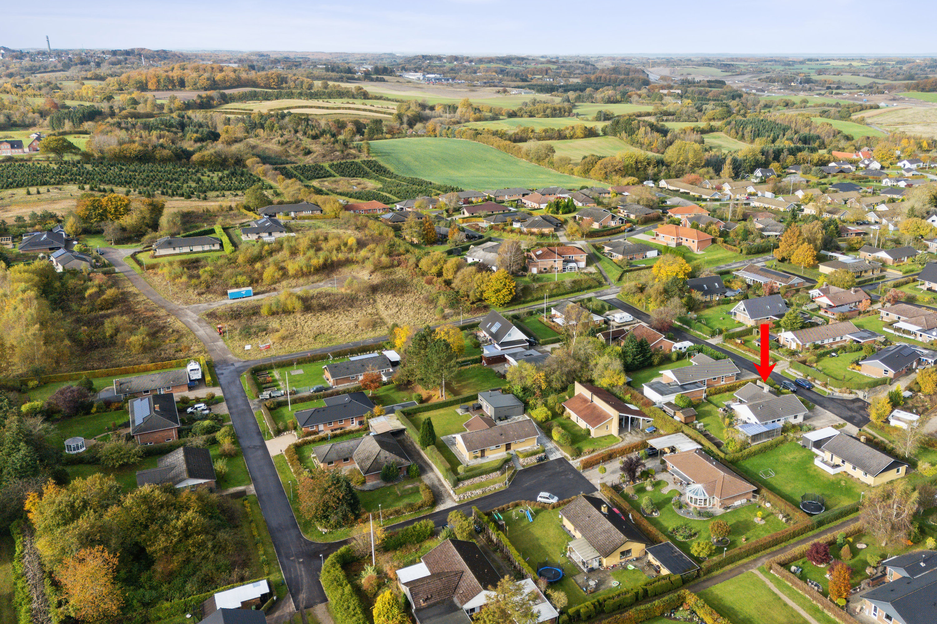 Fremhævet luftfoto billede i fuldskærmstilstand. Billede af Kløvermarken 38, Skallebølle, 5492 Vissenbjerg