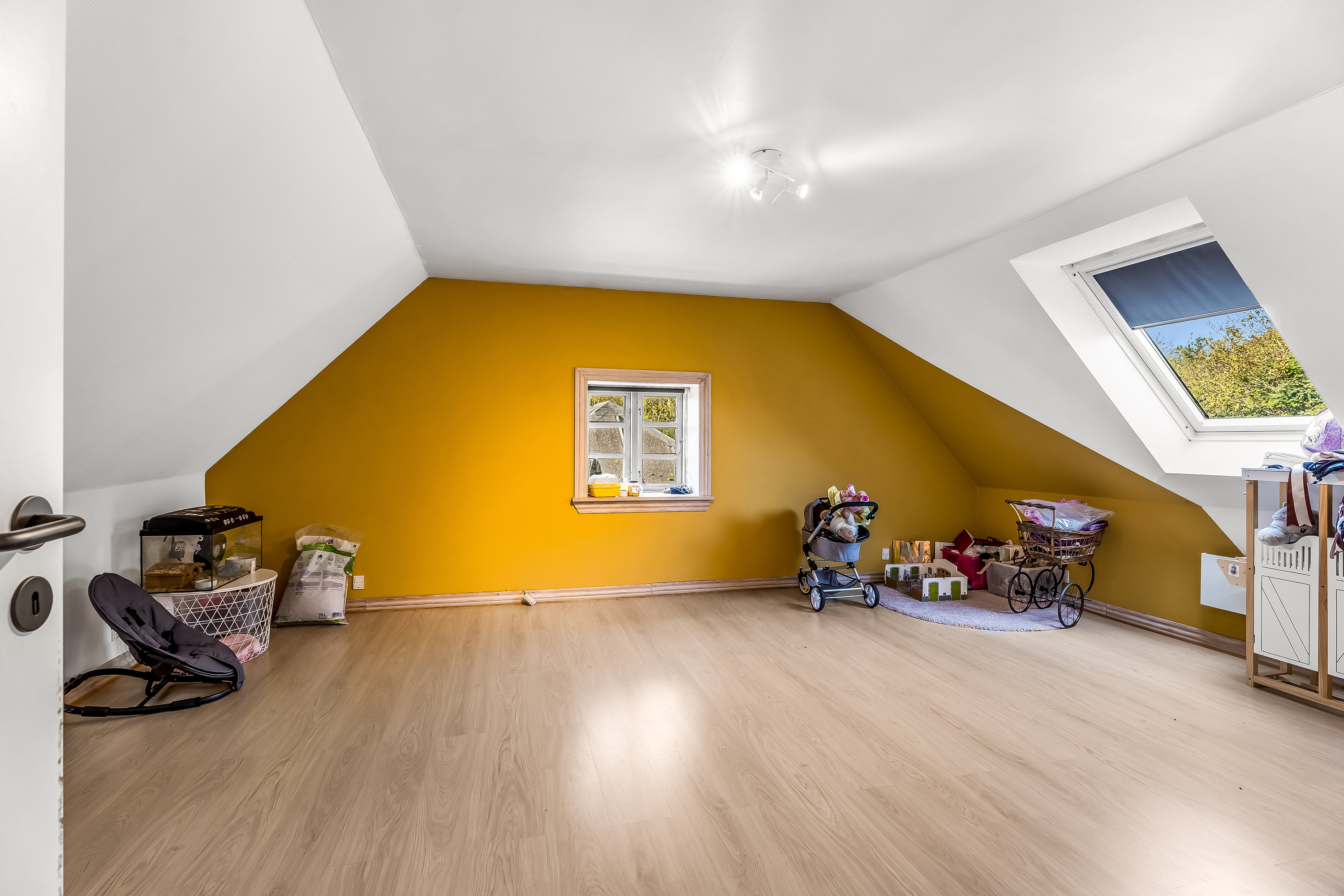 Fremhævet værelse billede i fuldskærmstilstand. Billede af Tillitsevej 23, 4983 Dannemare