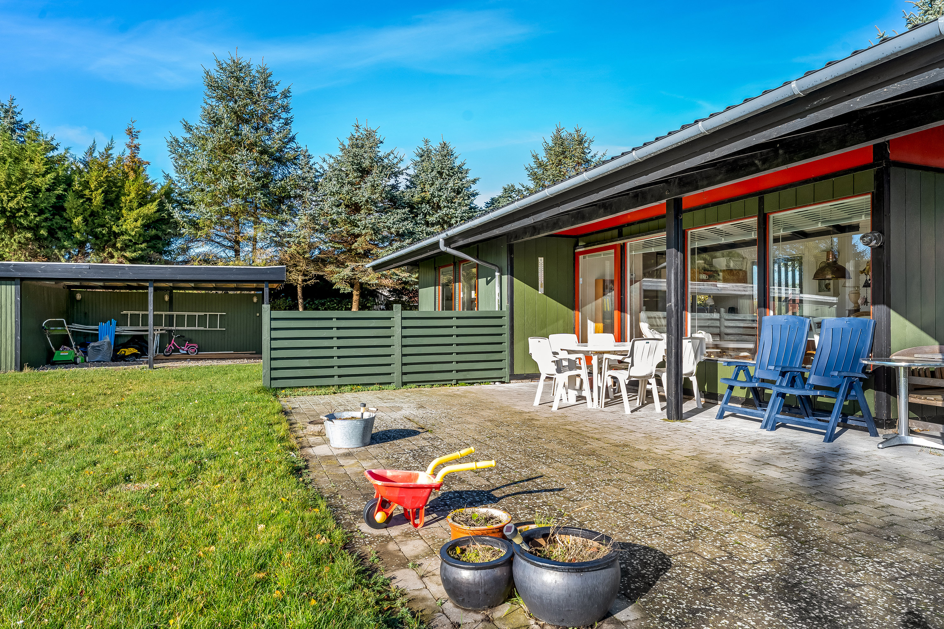 Fremhævet terrasse billede i fuldskærmstilstand. Billede af Filosofstræde 10, Hummingen, 4983 Dannemare