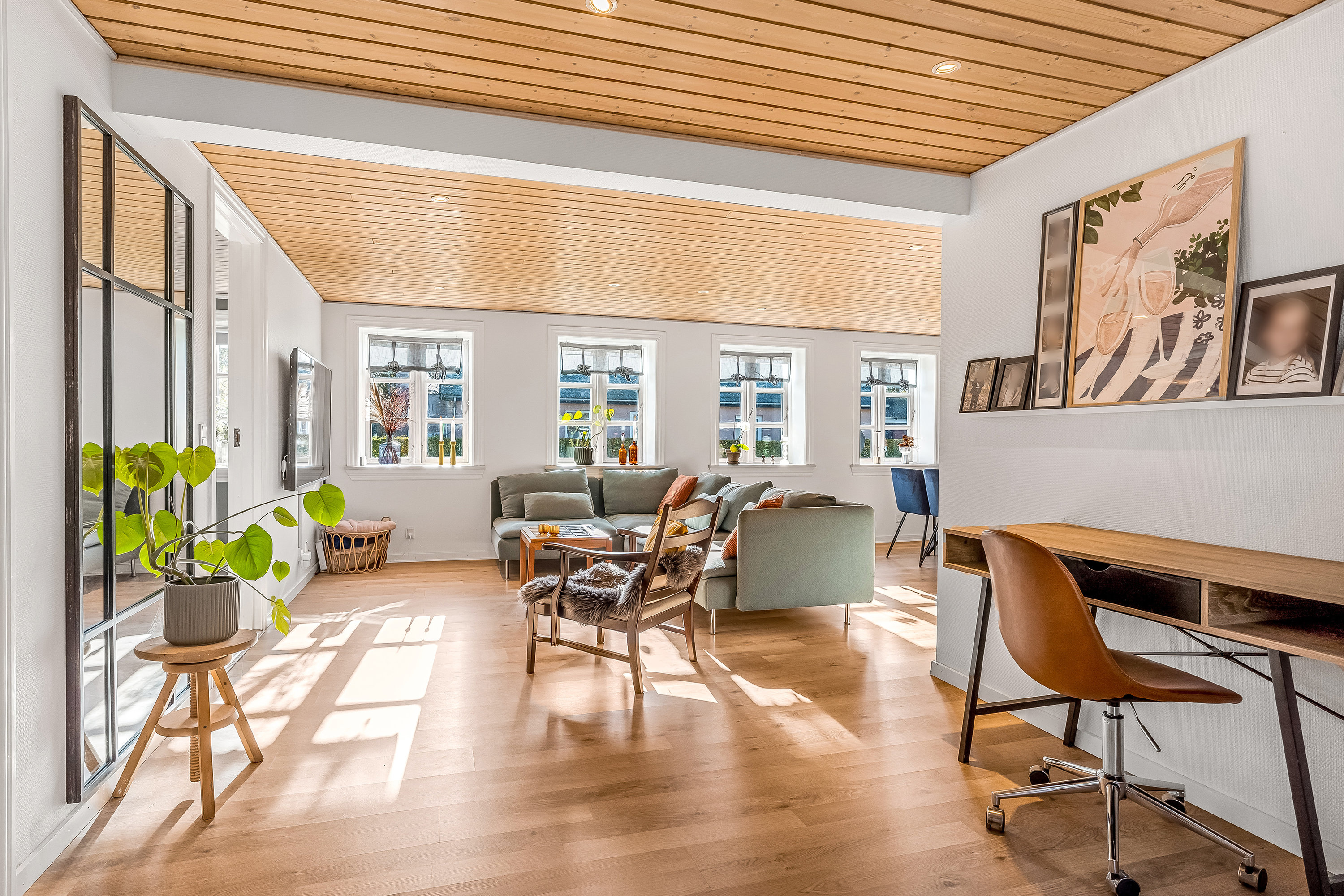 Fremhævet stue billede i fuldskærmstilstand. Billede af Tillitsevej 23, 4983 Dannemare