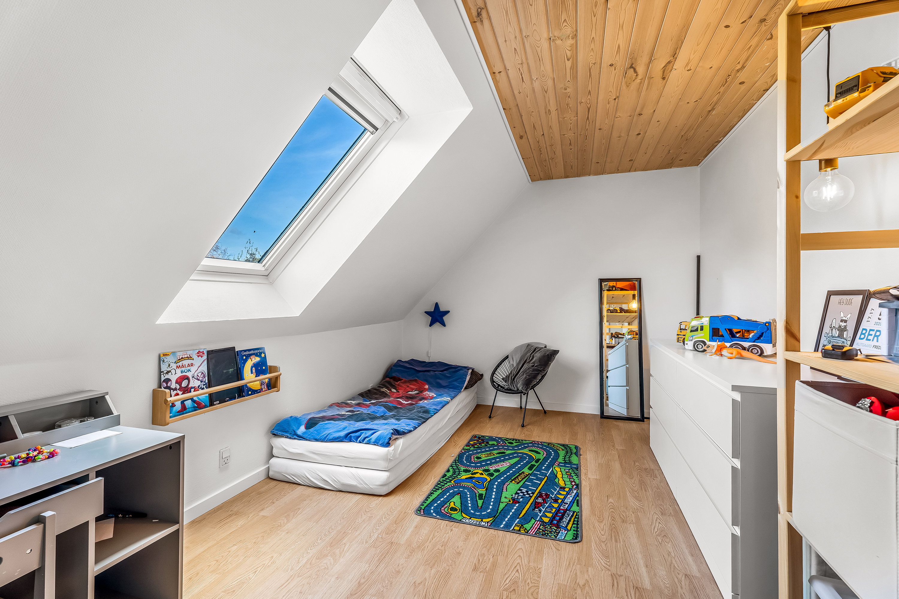 Fremhævet soveværelse billede i fuldskærmstilstand. Billede af Tillitsevej 23, 4983 Dannemare