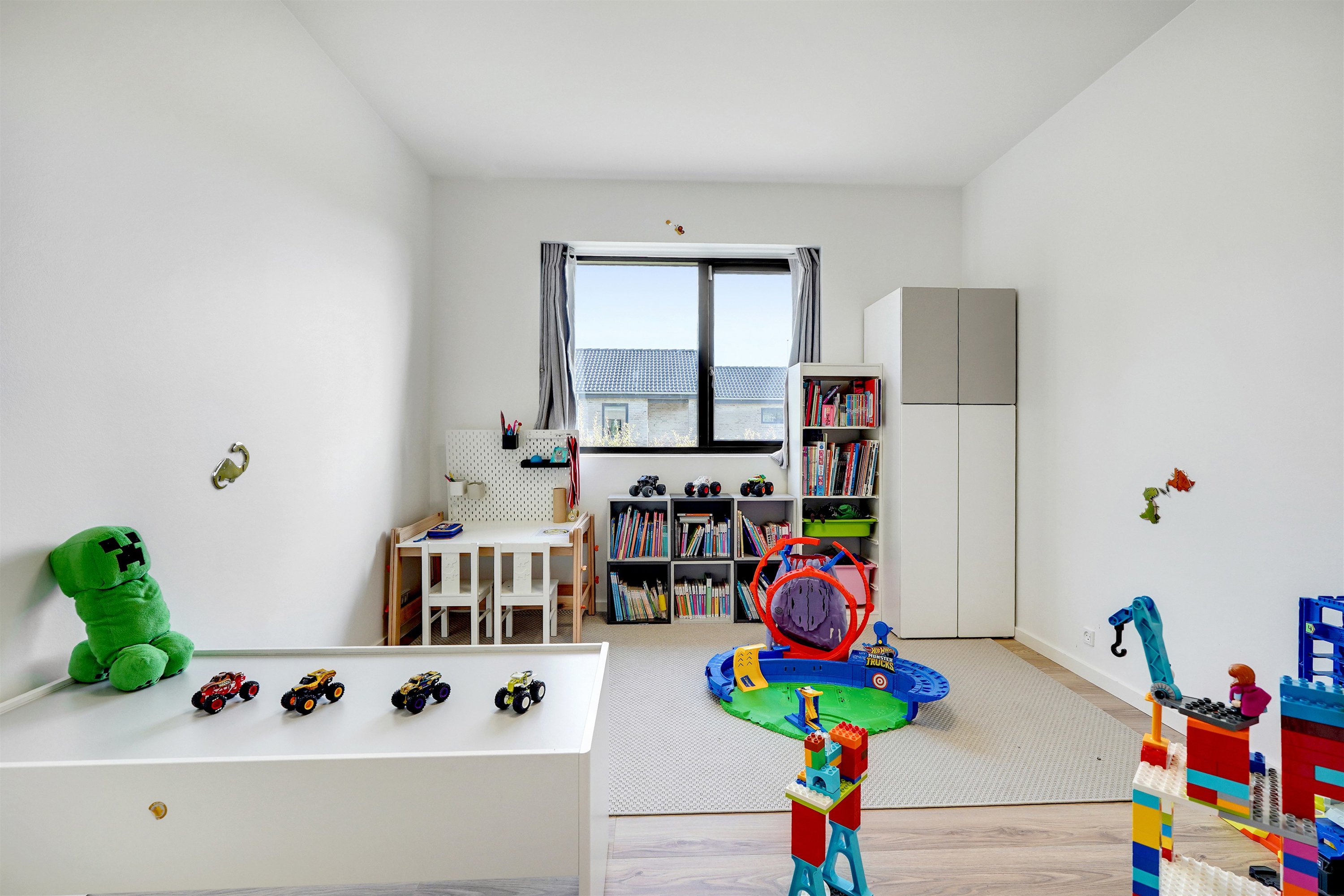 Fremhævet værelse billede i fuldskærmstilstand. Billede af Sommerfuglen 27, 7190 Billund