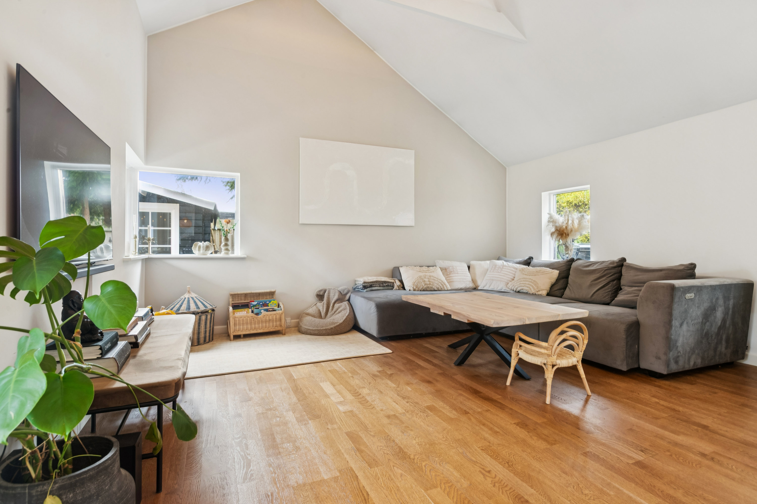 Fremhævet stue billede i fuldskærmstilstand. Billede af Kongelundsvej 630, 2791 Dragør