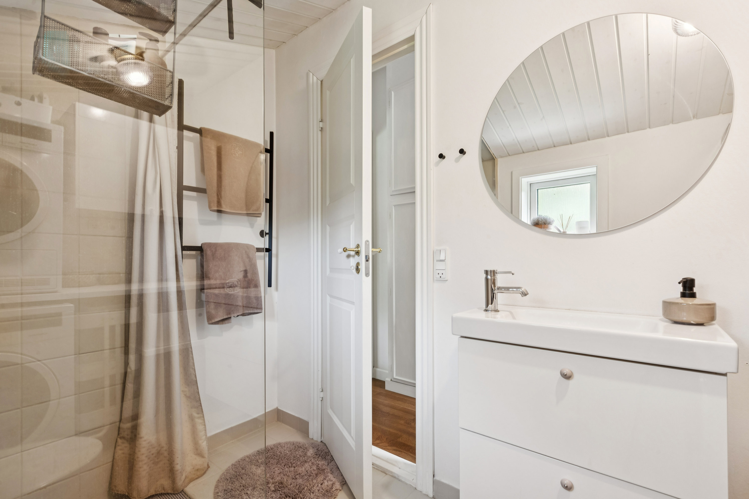 Fremhævet badeværelse billede i fuldskærmstilstand. Billede af Kongelundsvej 630, 2791 Dragør