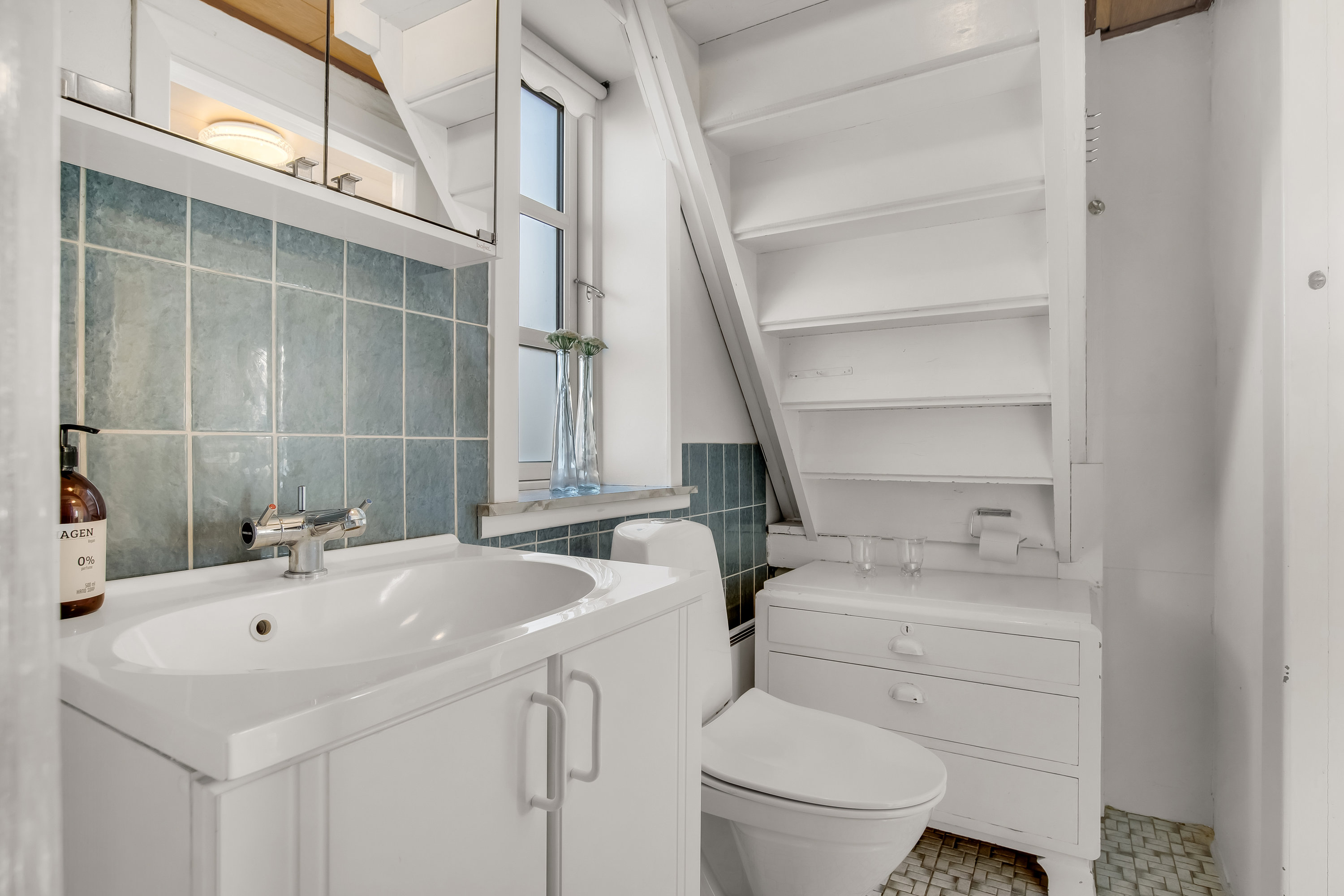 Fremhævet badeværelse billede i fuldskærmstilstand. Billede af Plantagevej 24, Søndervig, 6950 Ringkøbing