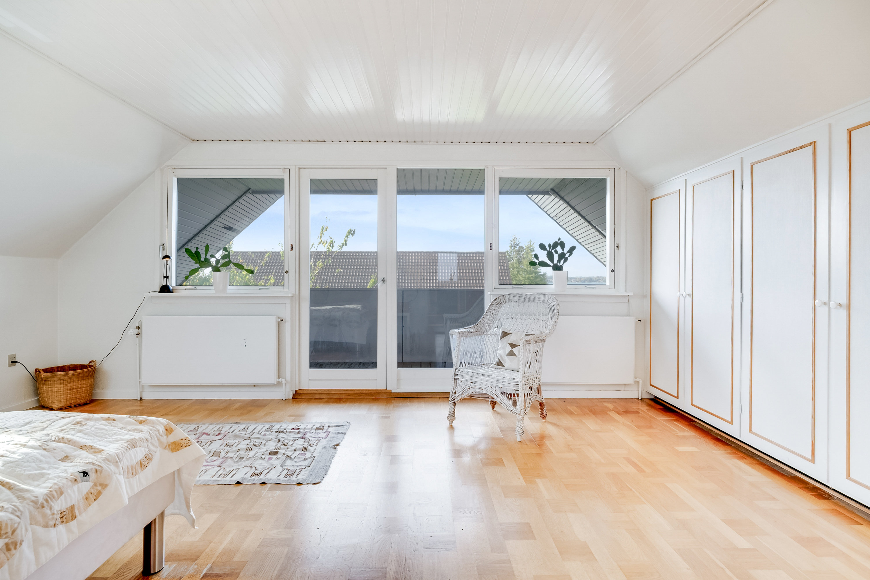 Fremhævet soveværelse billede i fuldskærmstilstand. Billede af Kåsvænget 21, Strib, 5500 Middelfart