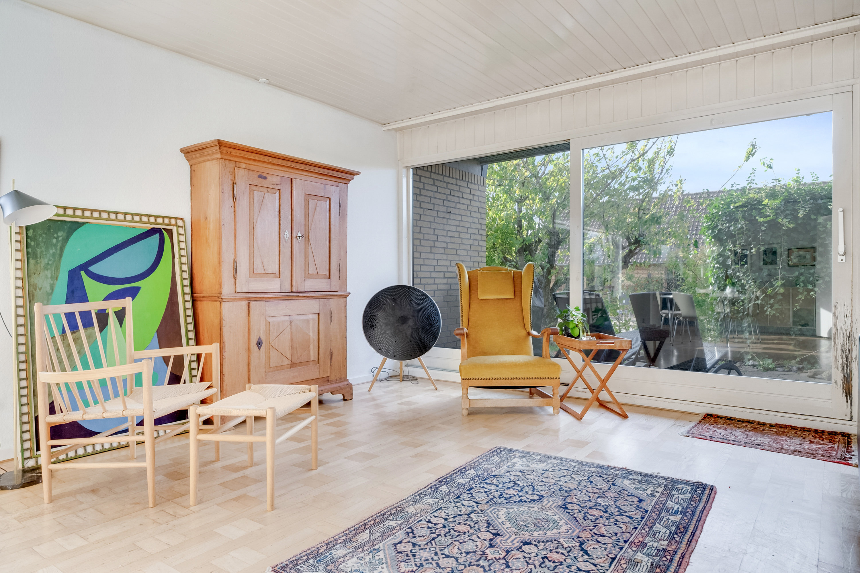 Fremhævet stue billede i fuldskærmstilstand. Billede af Kåsvænget 21, Strib, 5500 Middelfart