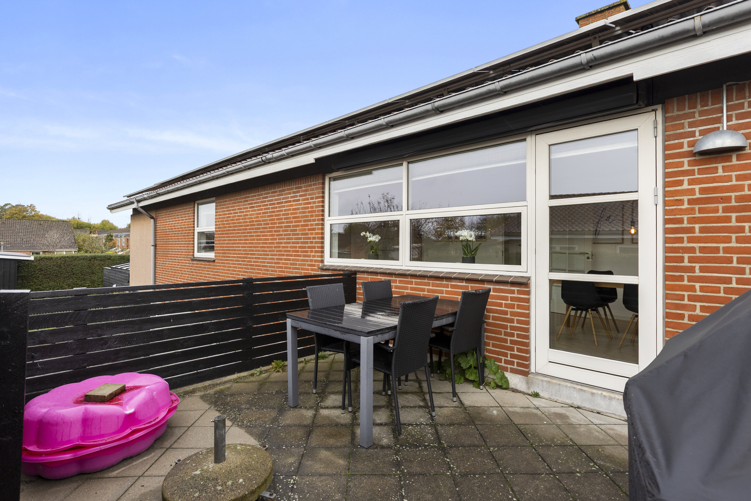 Fremhævet terrasse billede i fuldskærmstilstand. Billede af Lerchenfeldvej 47, 4400 Kalundborg