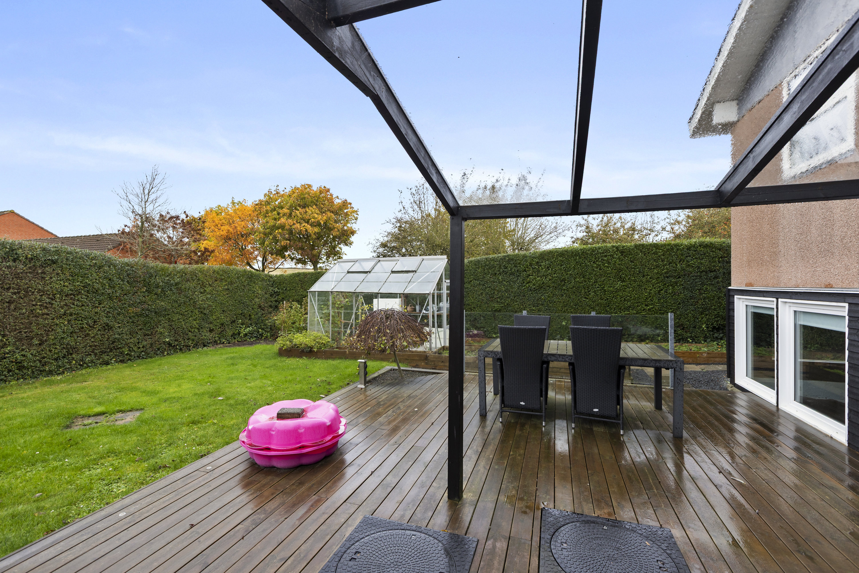 Fremhævet terrasse billede i fuldskærmstilstand. Billede af Lerchenfeldvej 47, 4400 Kalundborg