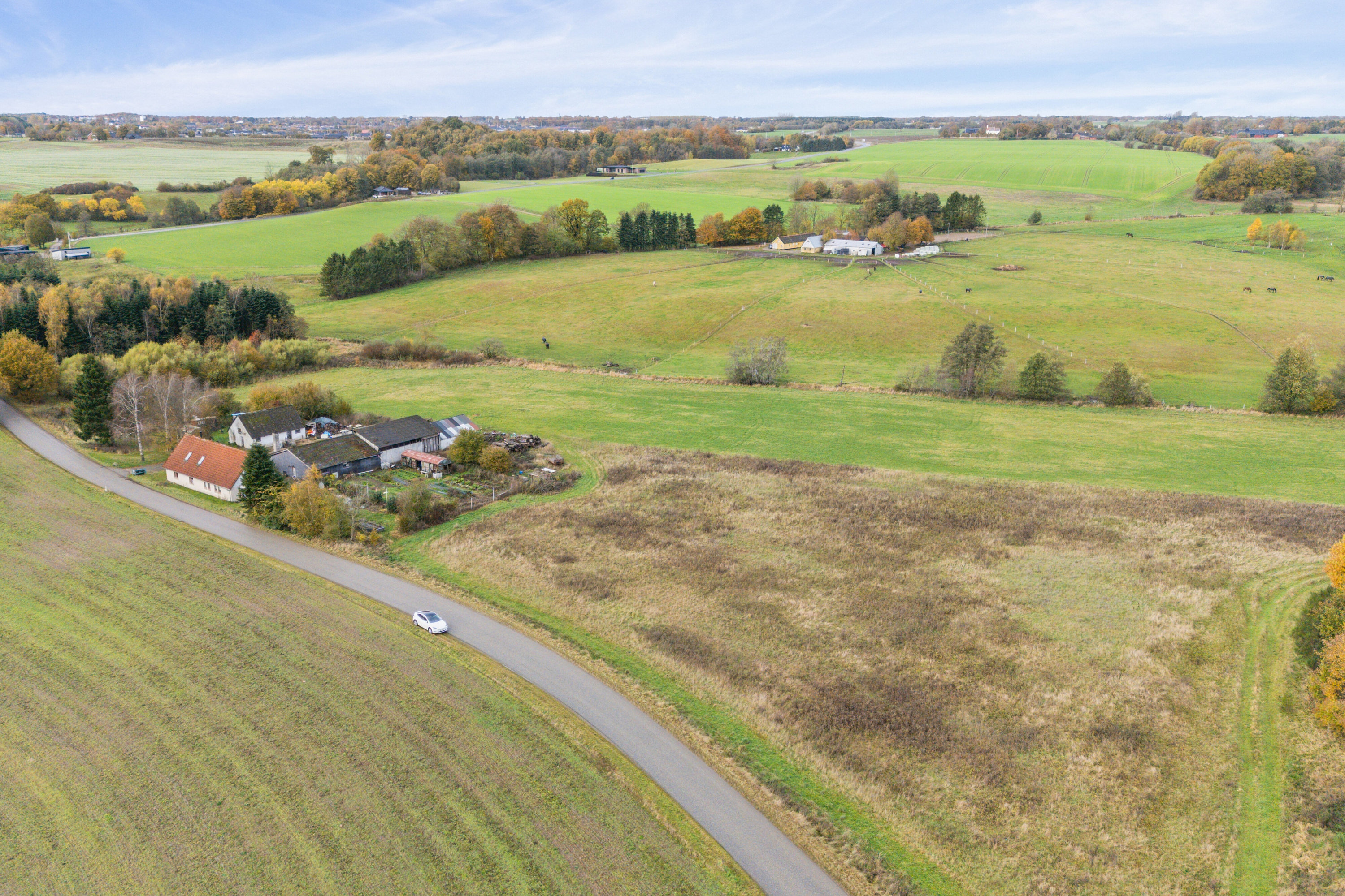 Fremhævet luftfoto billede i fuldskærmstilstand. Billede af Ådalsvej 9, Ørum, 8722 Hedensted