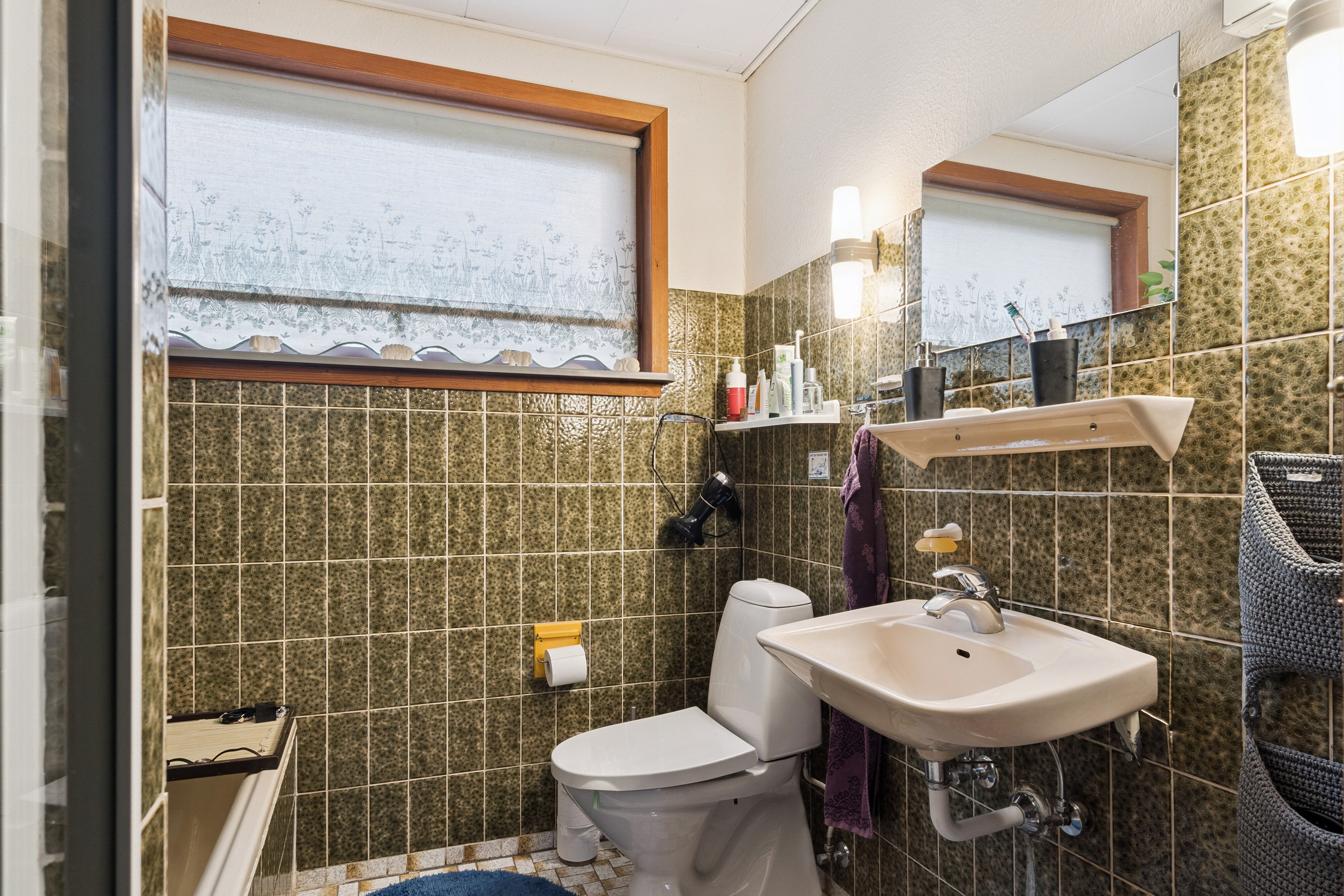 Fremhævet badeværelse billede i fuldskærmstilstand. Billede af Merkurvej 27, 8723 Løsning