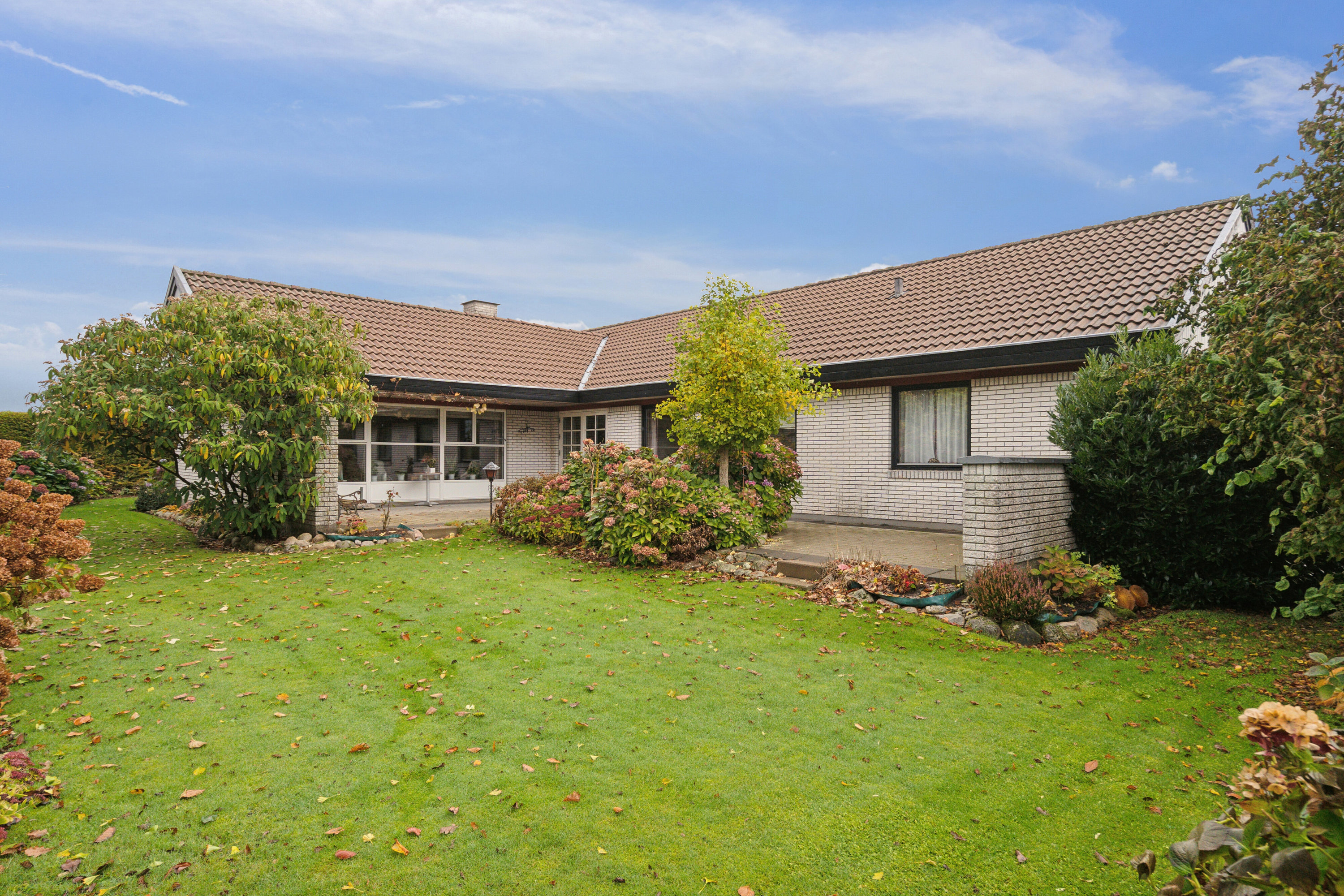 Miniaturebillede 1: set fra haven. Billede af Baldersvej 26, 6040 Egtved