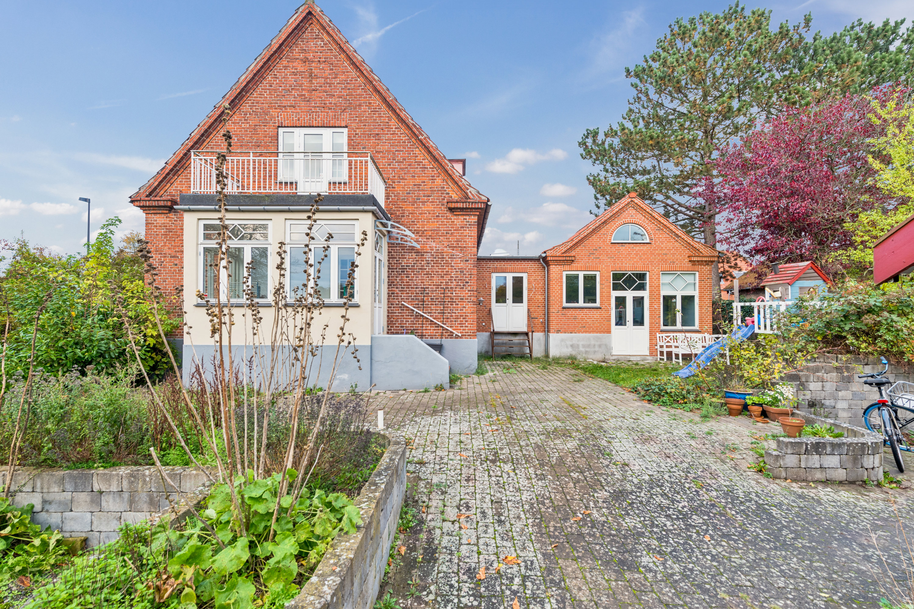 Fremhævet andet billede i fuldskærmstilstand. Billede af Krogebjerg 1, 2720 Vanløse