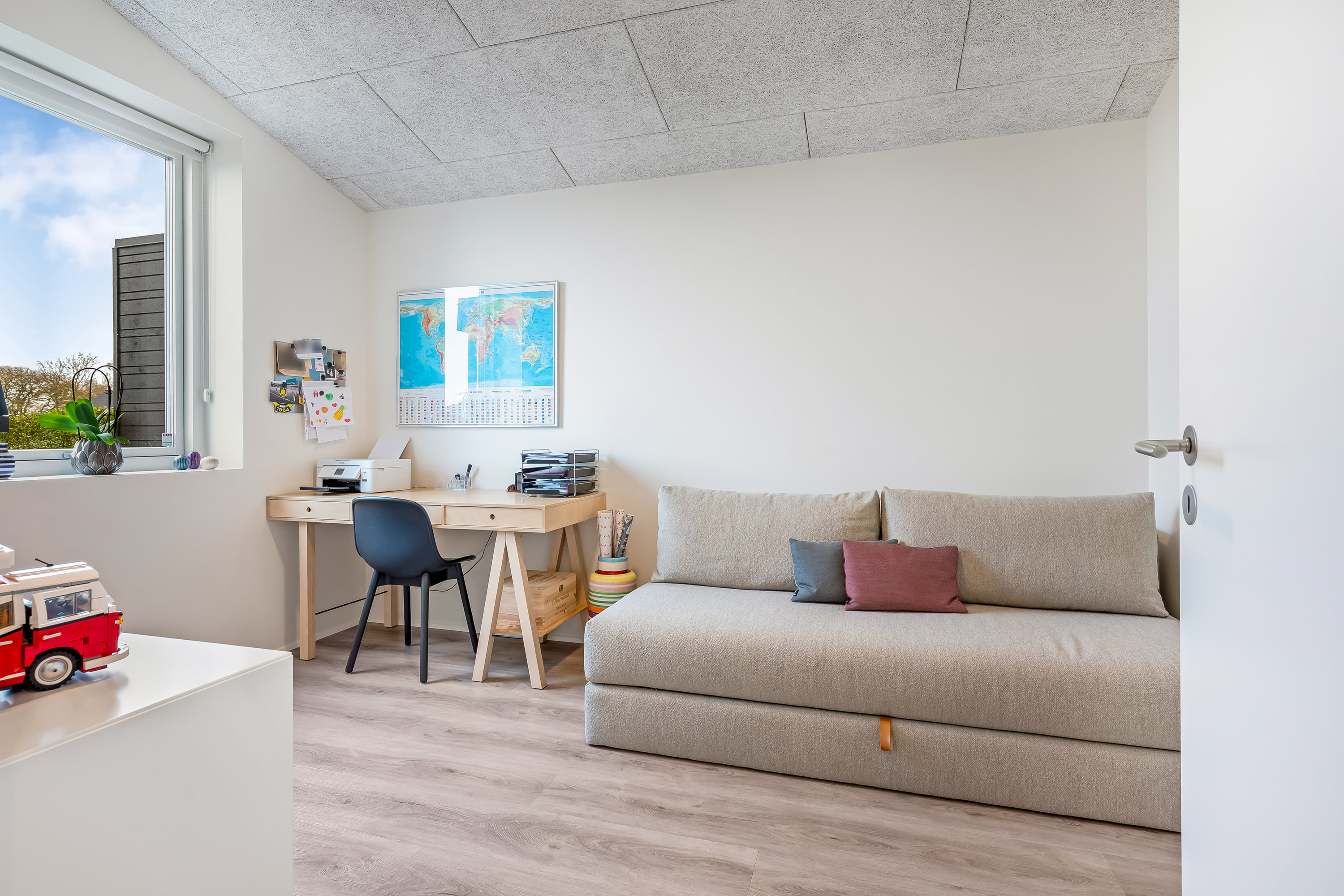 Fremhævet værelse billede i fuldskærmstilstand. Billede af Under Hvidtjørnen 43, Halgårde, 7500 Holstebro