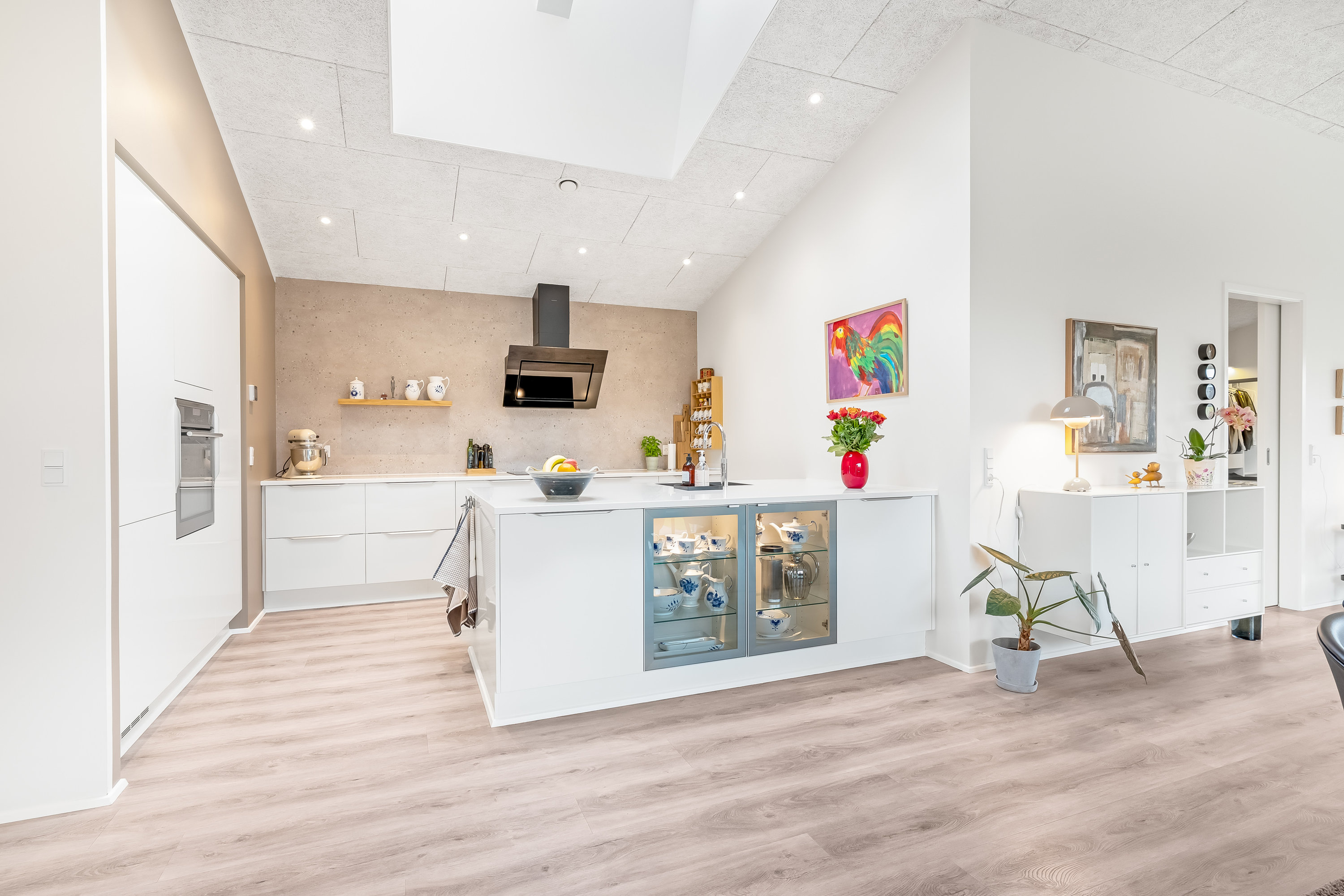 Fremhævet køkken alrum billede i fuldskærmstilstand. Billede af Under Hvidtjørnen 43, Halgårde, 7500 Holstebro