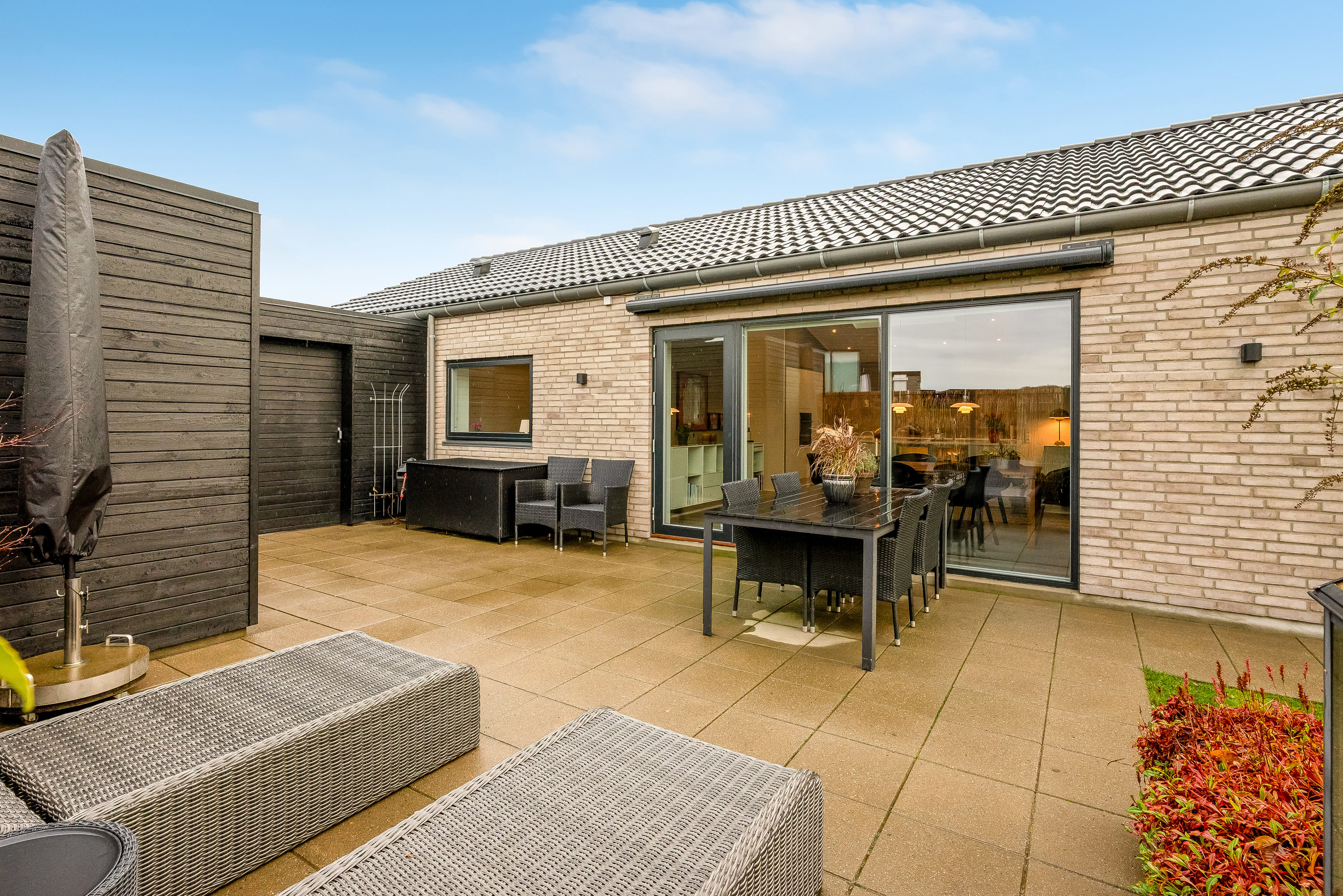 Miniaturebillede 2: terrasse. Billede af Under Hvidtjørnen 43, Halgårde, 7500 Holstebro