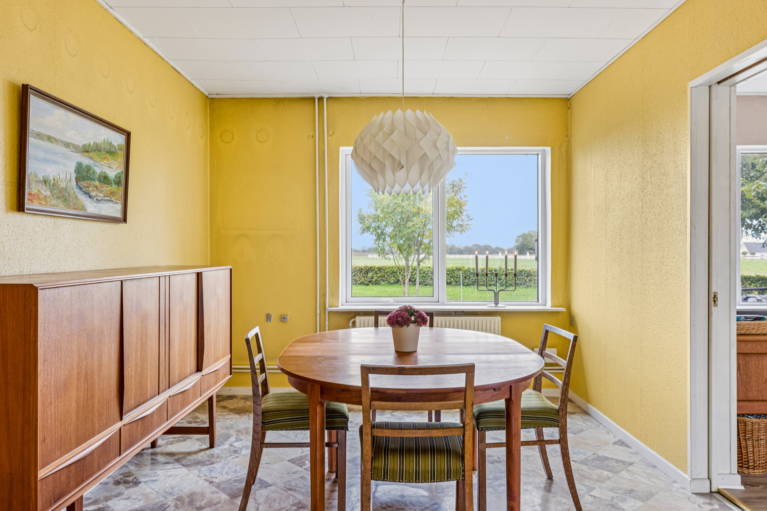 Fremhævet spisestue billede i fuldskærmstilstand. Billede af Rønshovedvej 6, Rønshoved, 6340 Kruså