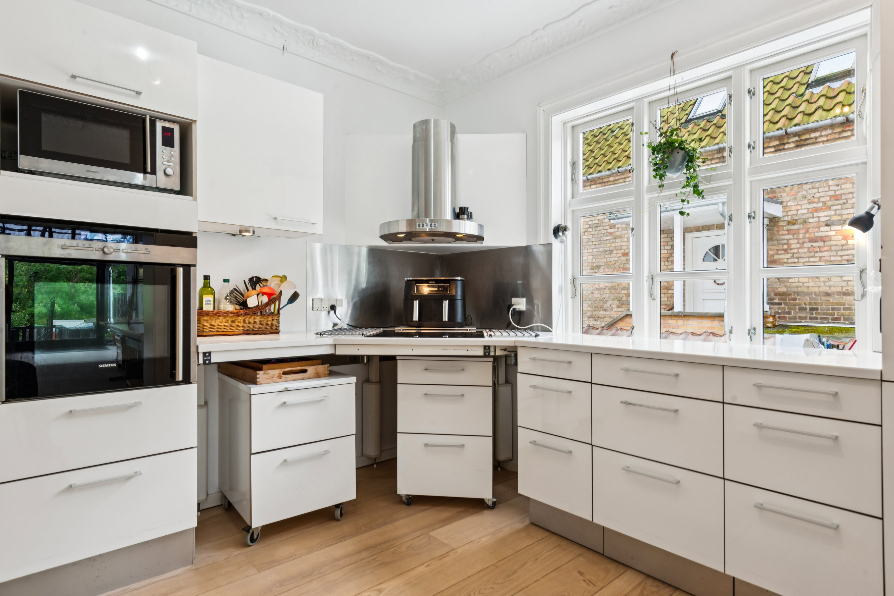 Fremhævet køkken billede i fuldskærmstilstand. Billede af Dalvangen 43, 2700 Brønshøj