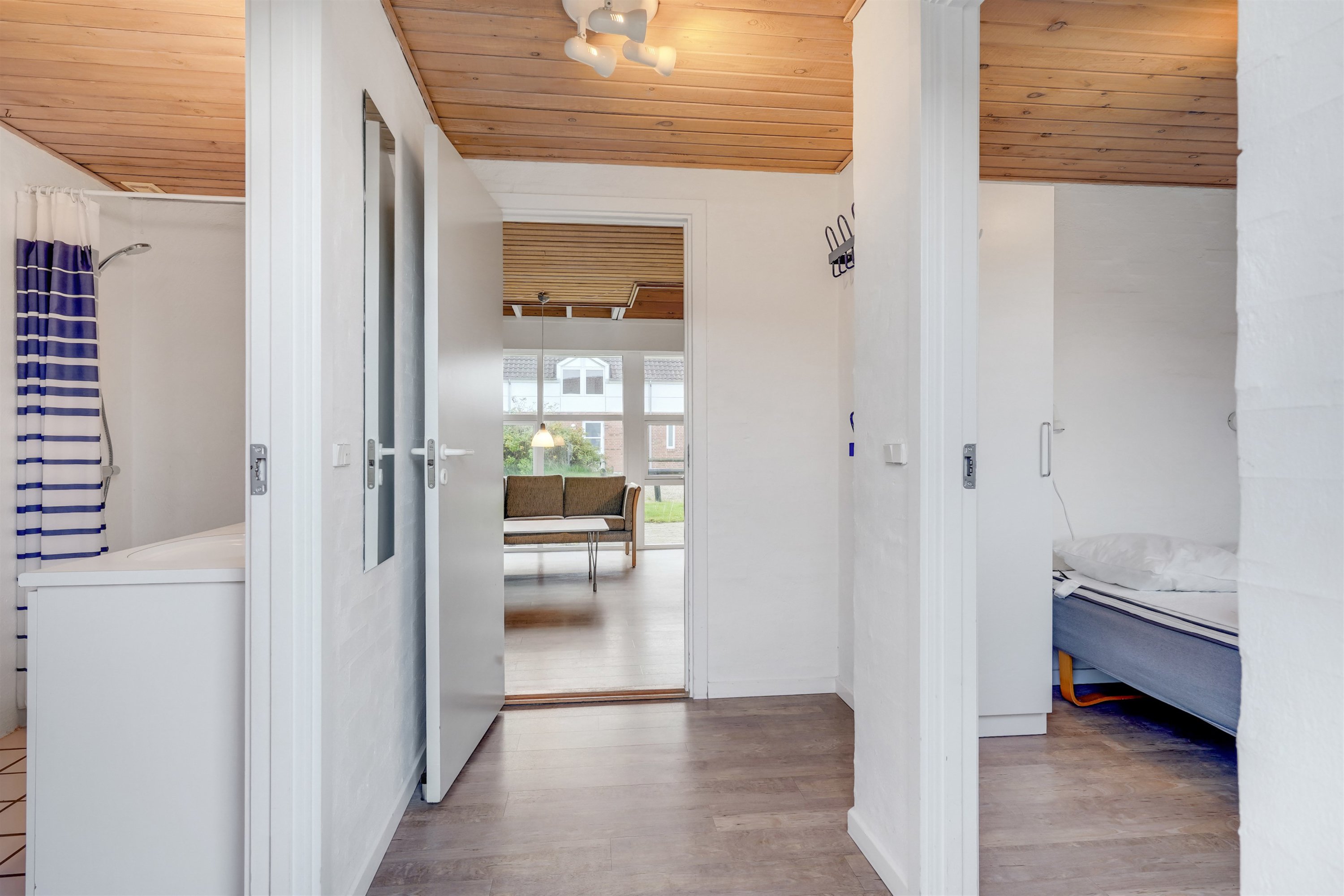 Fremhævet entré billede i fuldskærmstilstand. Billede af Hovej 4A, 34., 6857 Blåvand