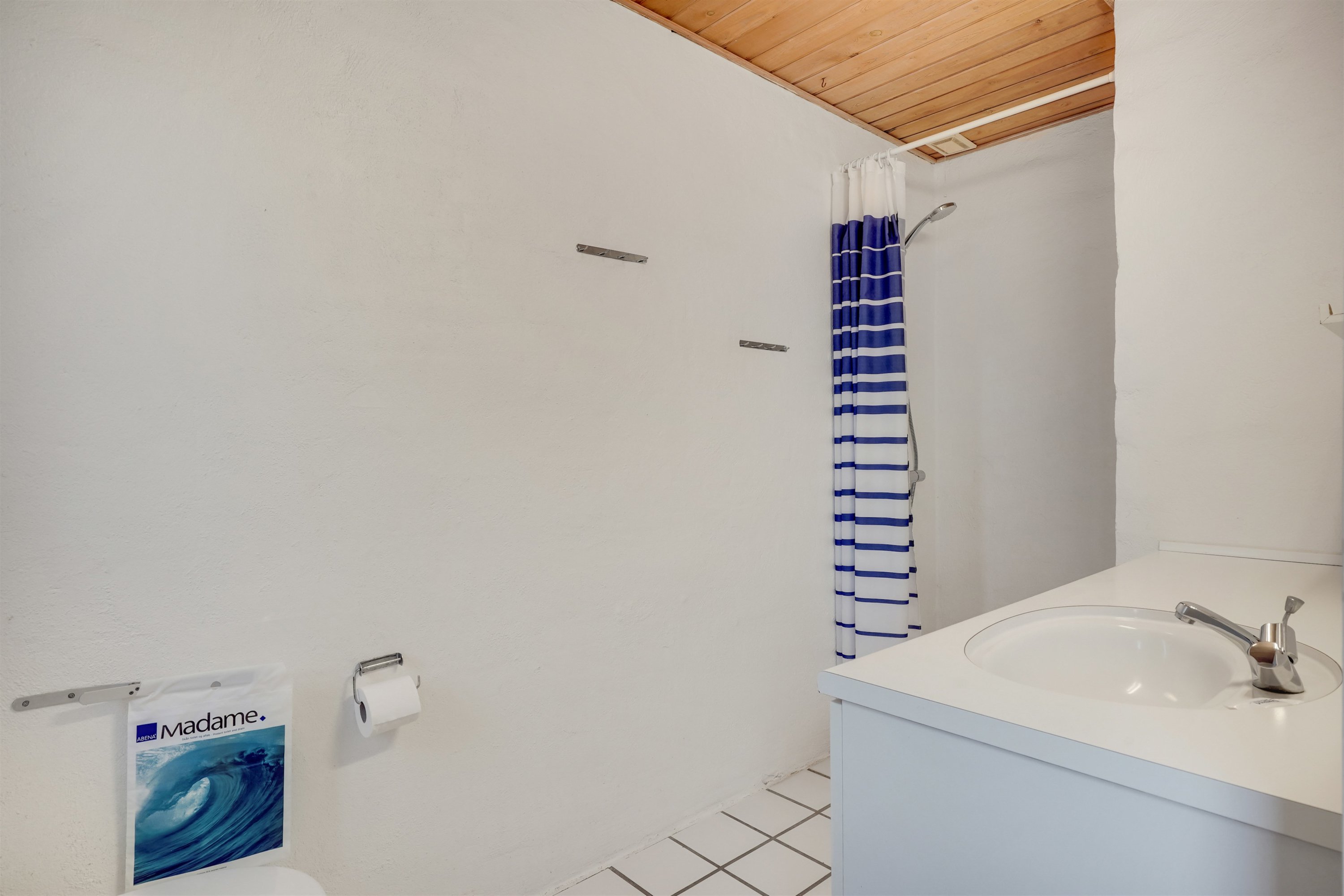 Fremhævet badeværelse billede i fuldskærmstilstand. Billede af Hovej 4A, 34., 6857 Blåvand