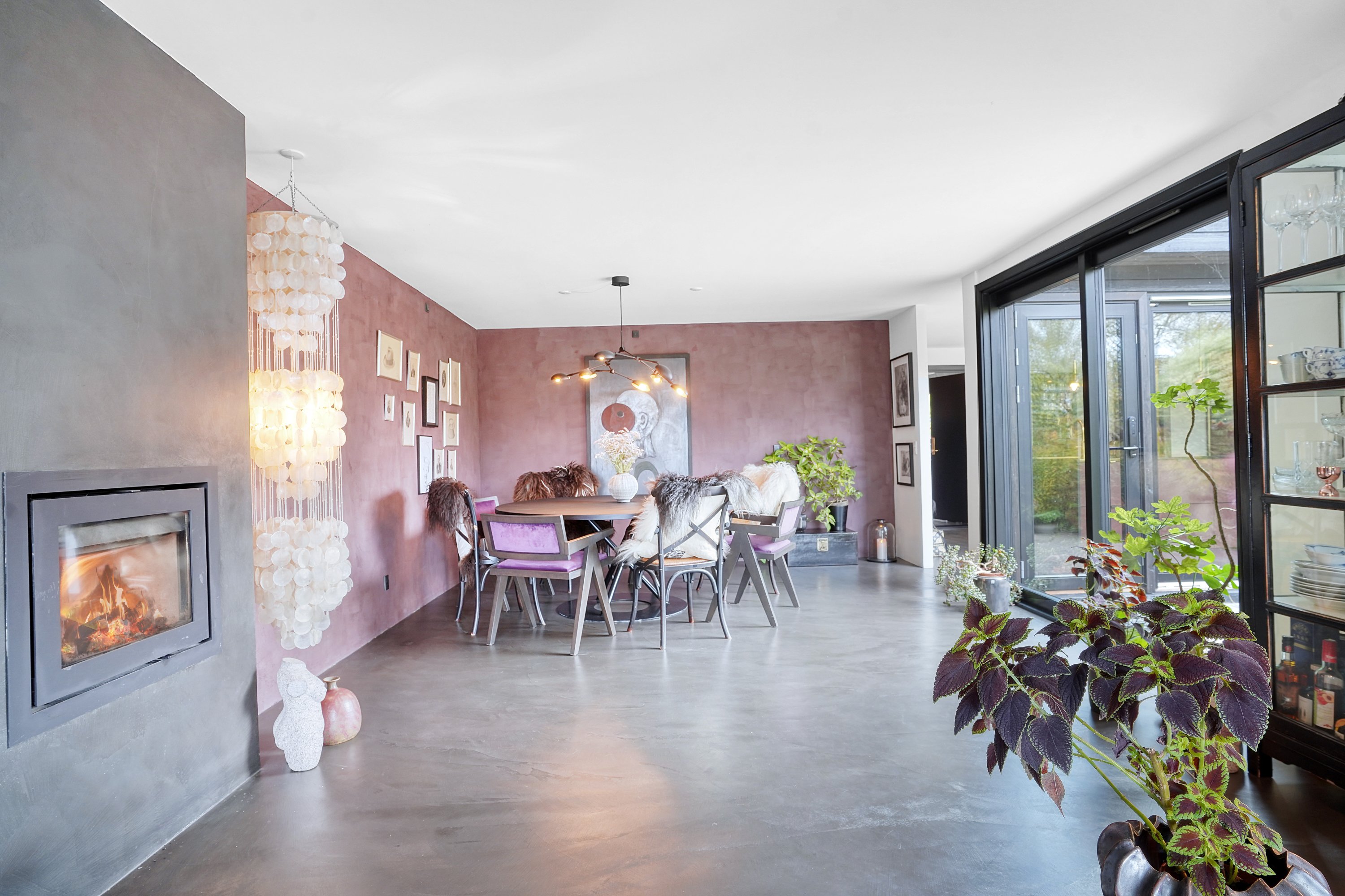 Fremhævet spisestue billede i fuldskærmstilstand. Billede af Jupitervej 7, 3100 Hornbæk