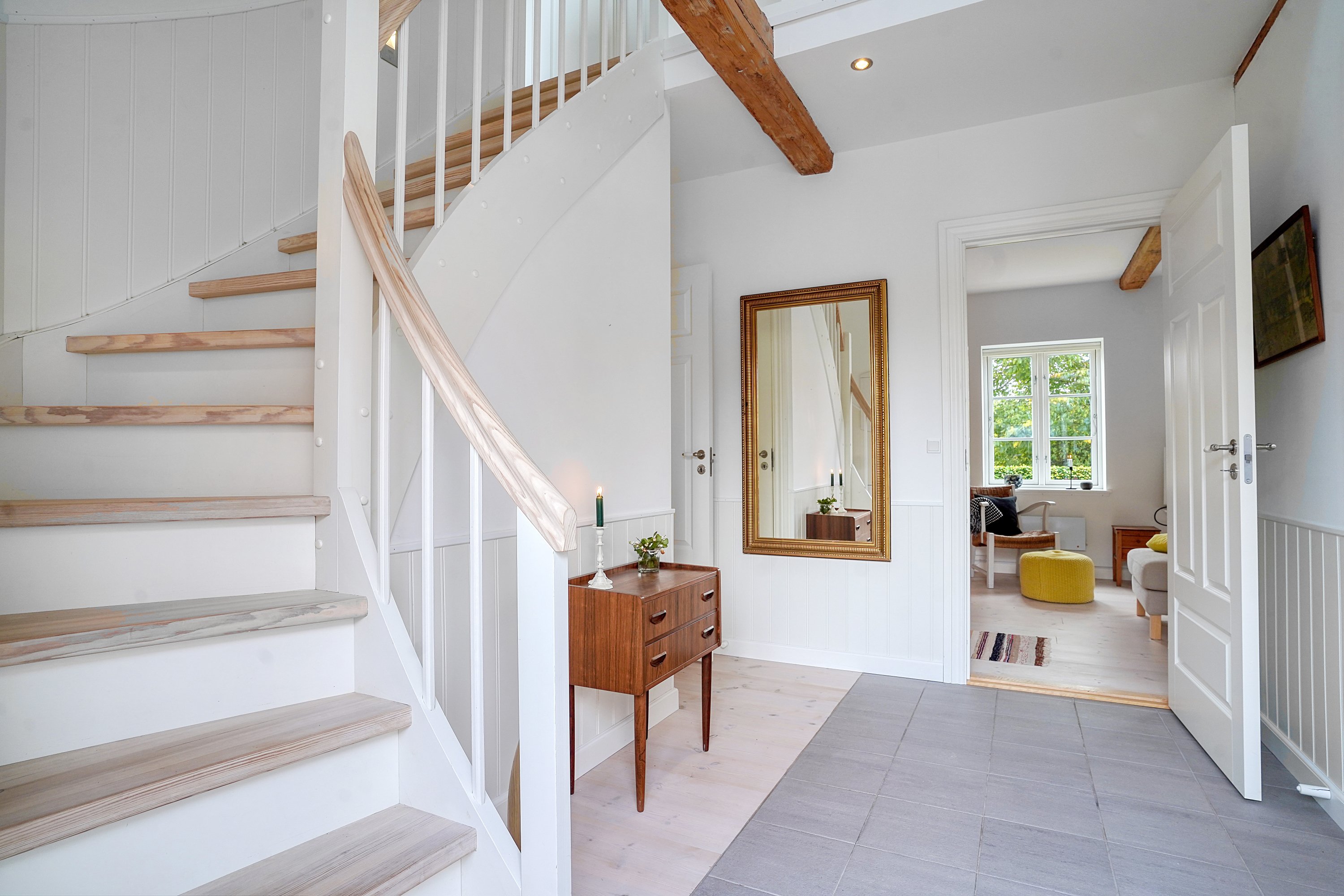 Fremhævet entré billede i fuldskærmstilstand. Billede af Agerkær 18C, Udsholt, 3250 Gilleleje