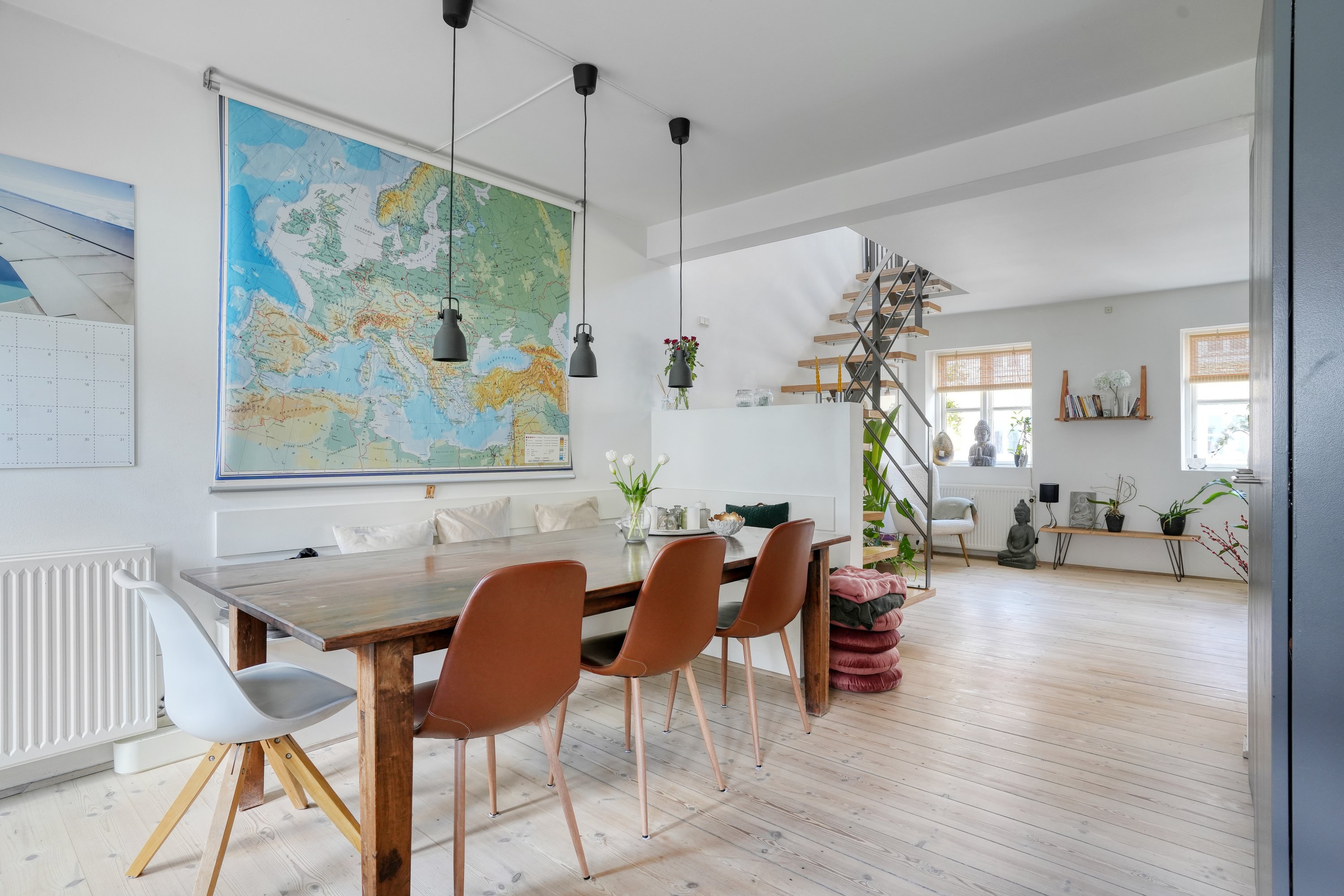 Fremhævet spisestue billede i fuldskærmstilstand. Billede af Vibekegade 17, 2100 København Ø